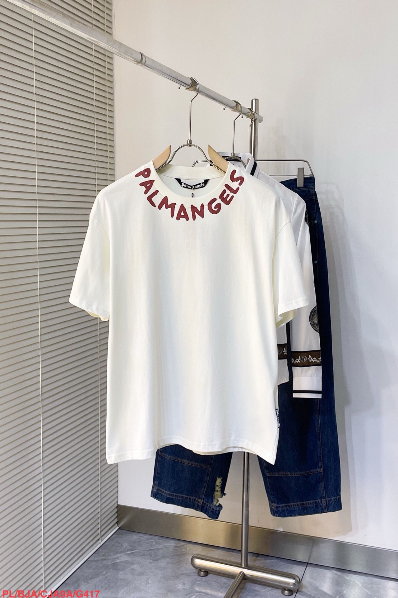 New arrival colorful letter logo tshirt