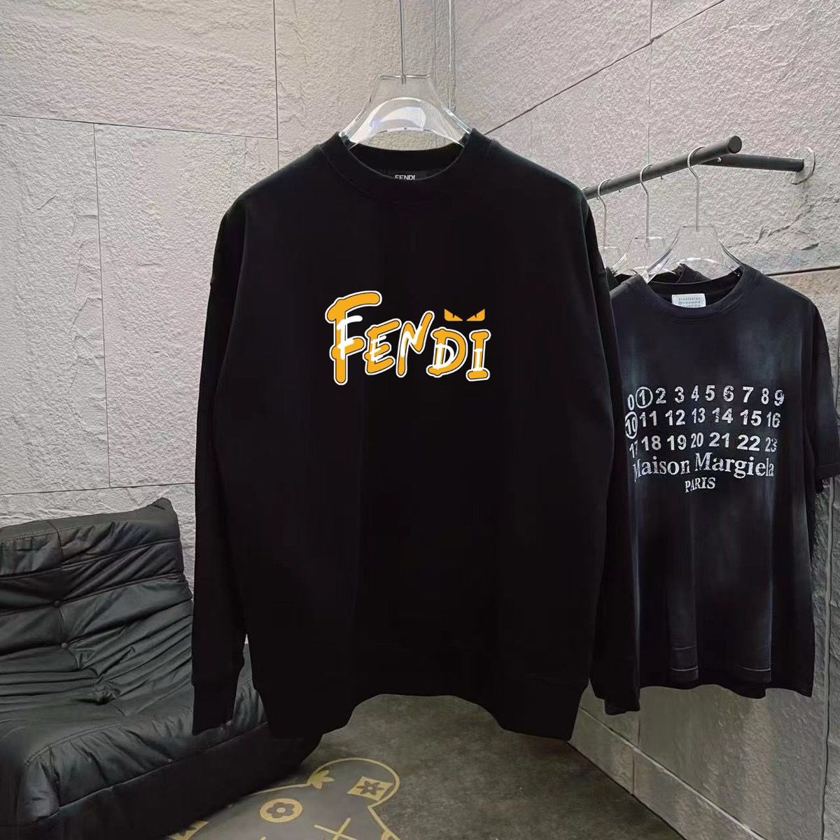 1:1 Version new arrival yellow logo print hoodie crewneck