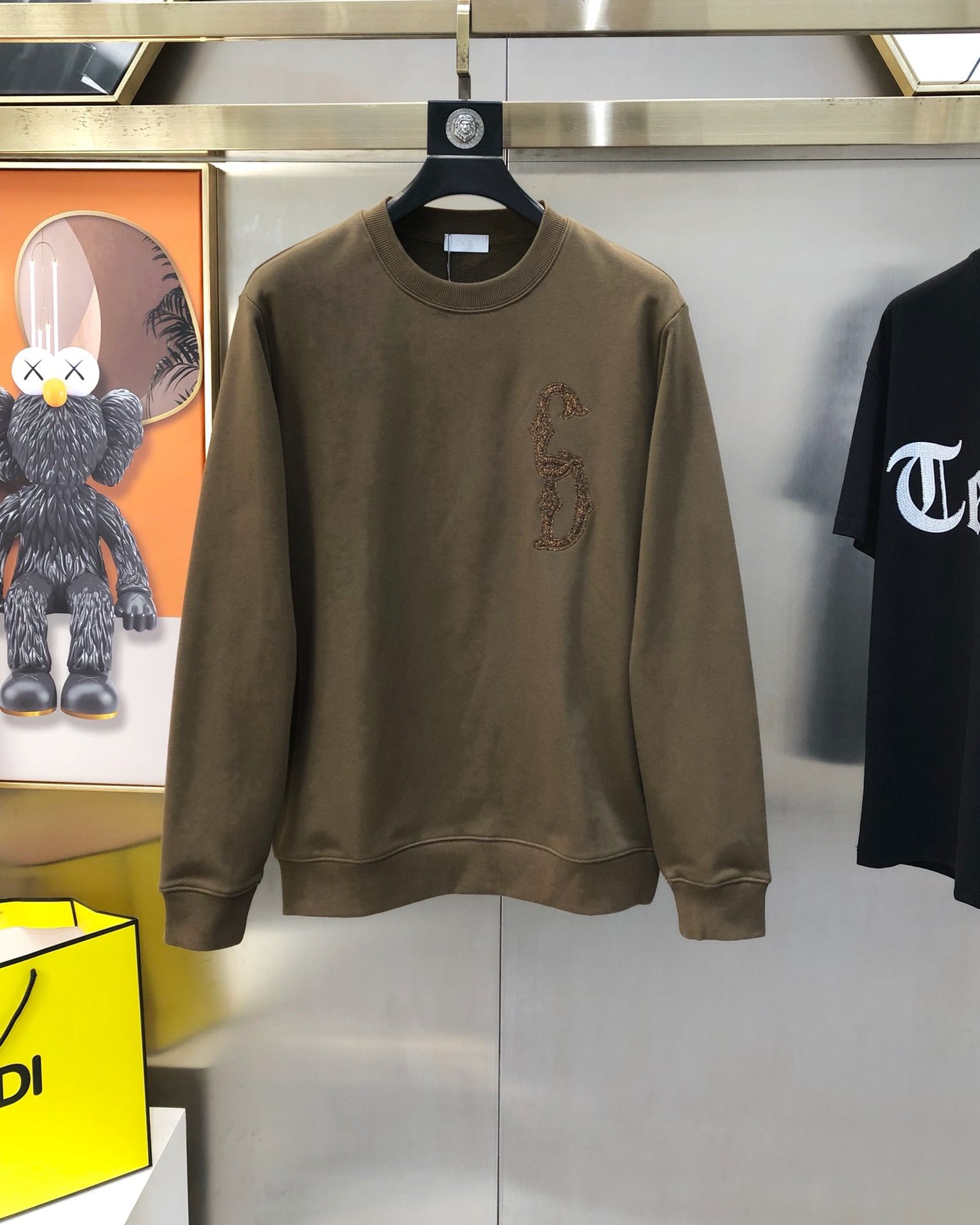 1:1 Version new arrival golden embroidery crewneck hoodie