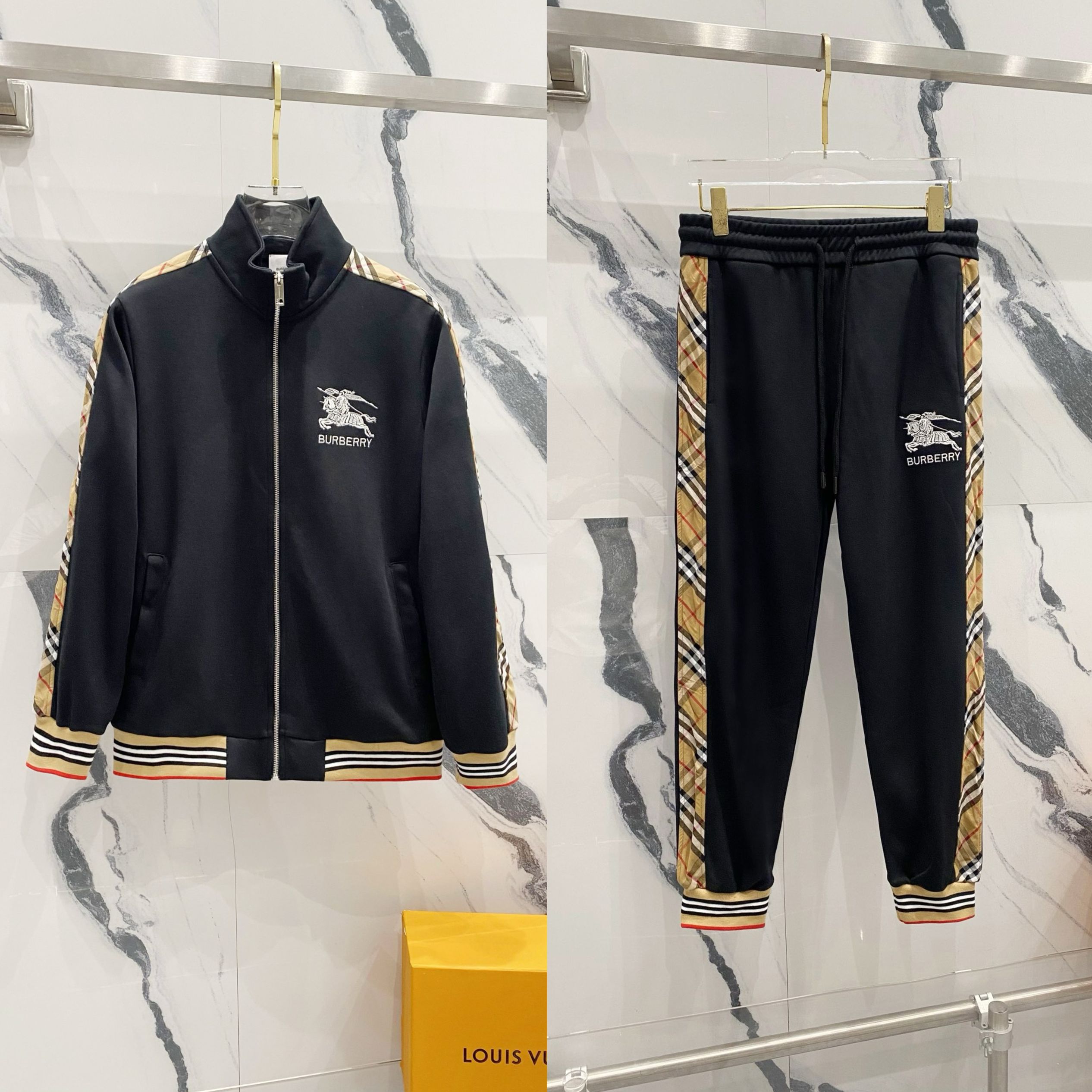 1:1 Verison new arrival black tracksuit