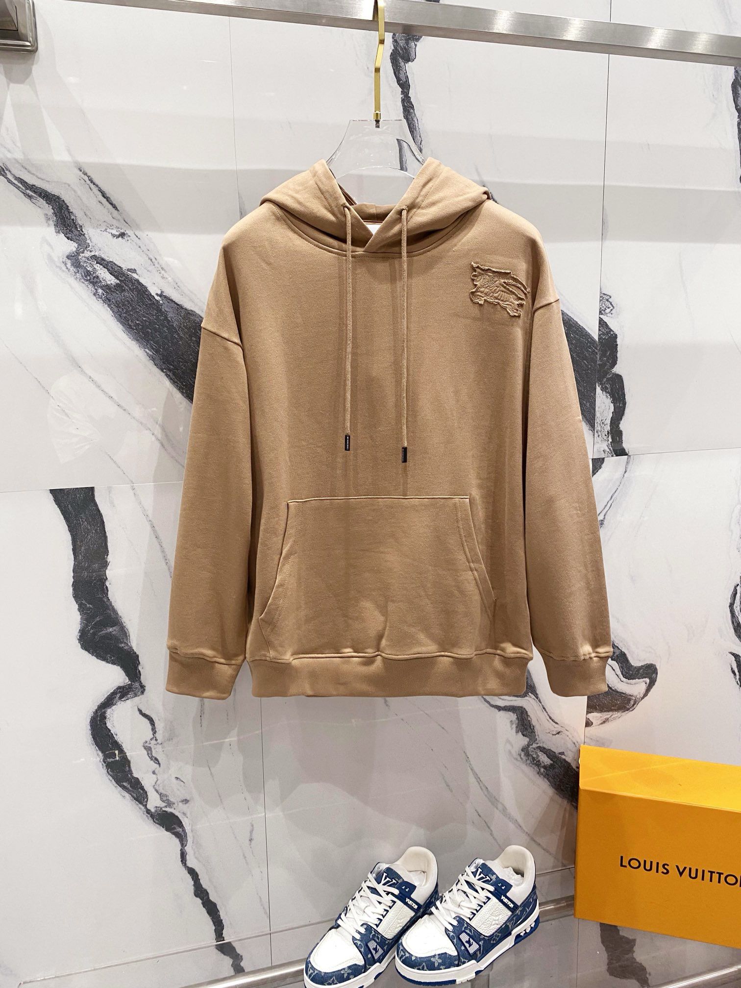 1:1 Verison new arrival brown color tracksuit