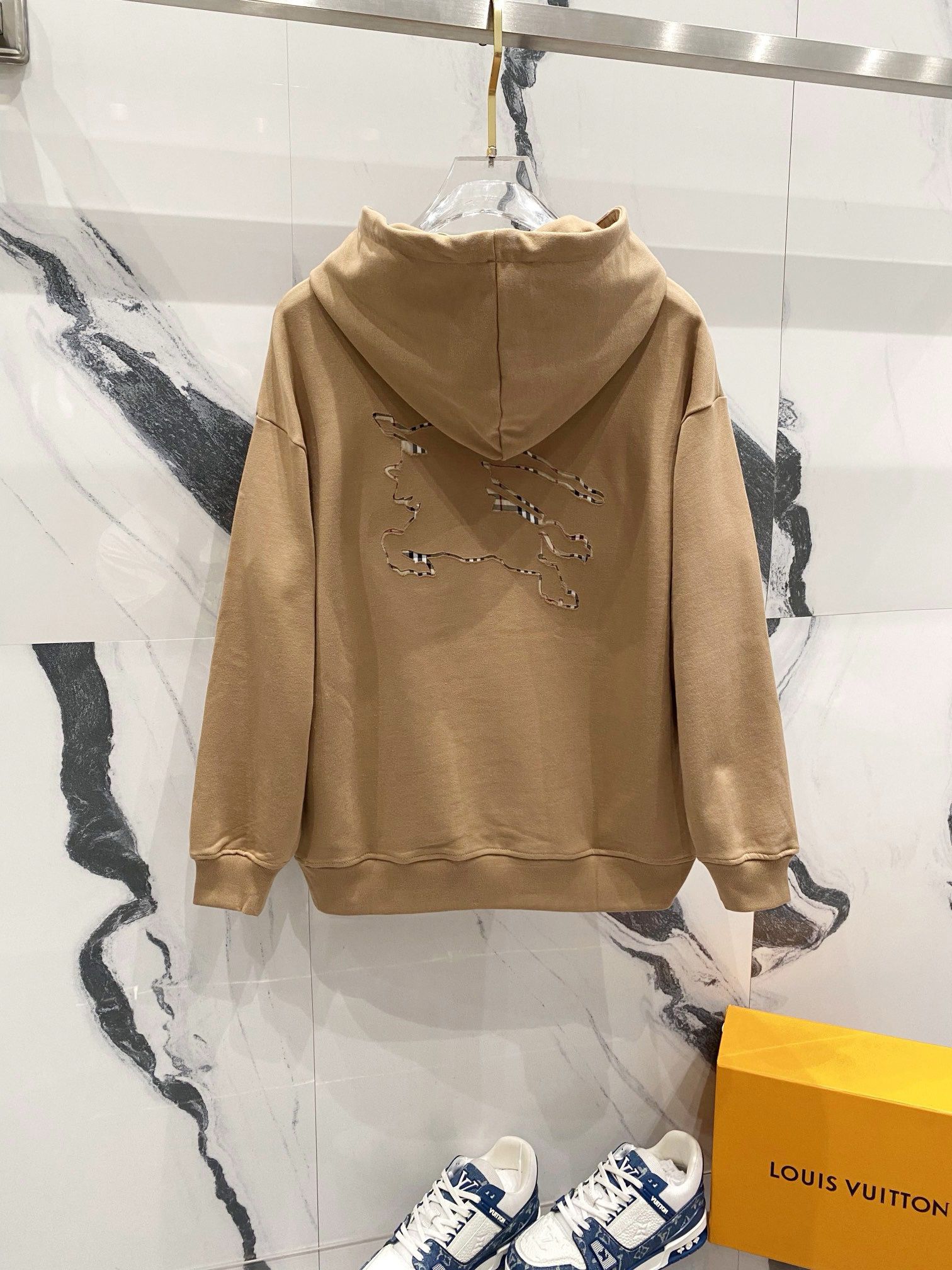 1:1 Verison new basic hoodie