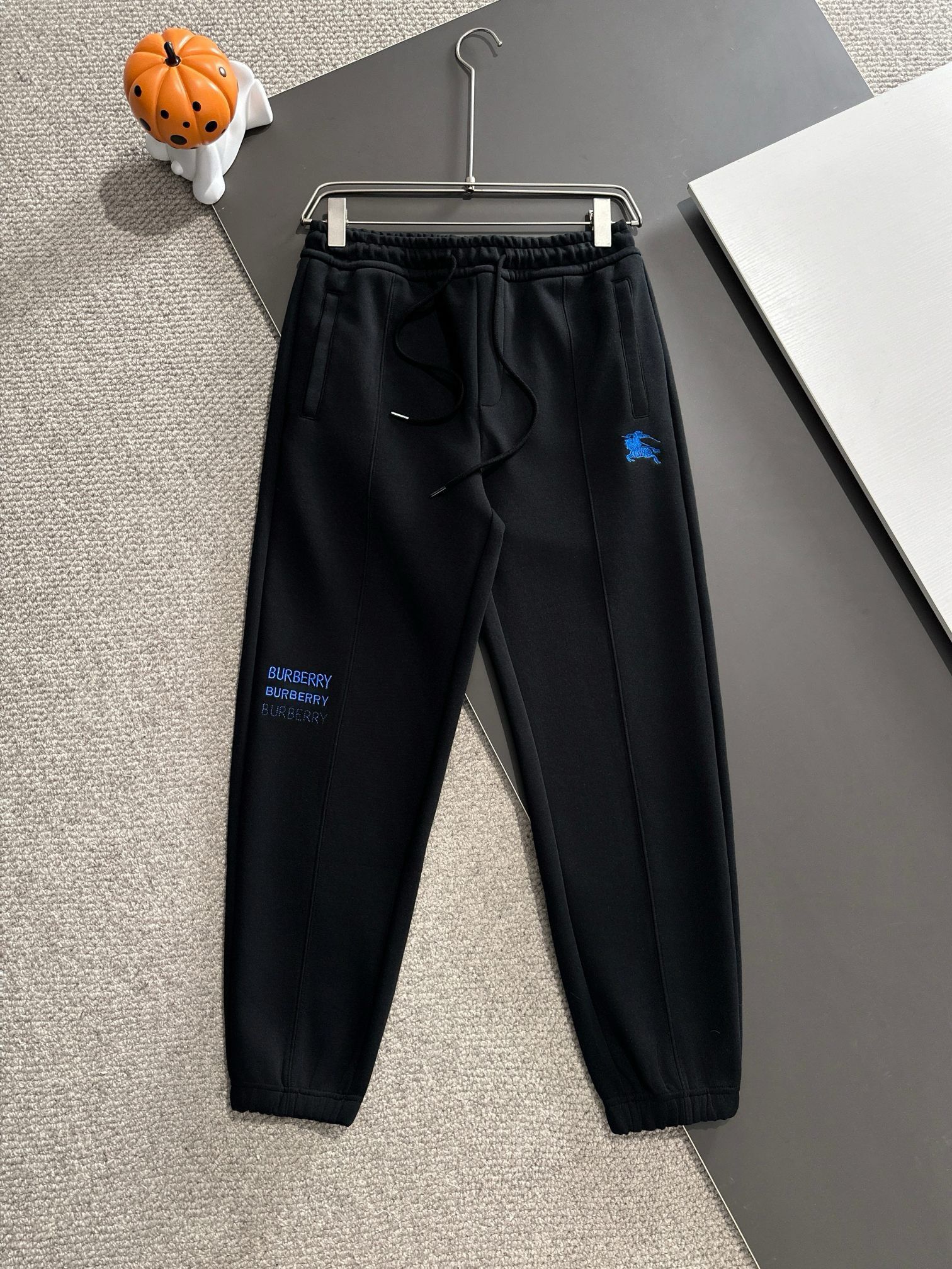 1:1 version front piece left blue precision war horse embroidery sweat pant
