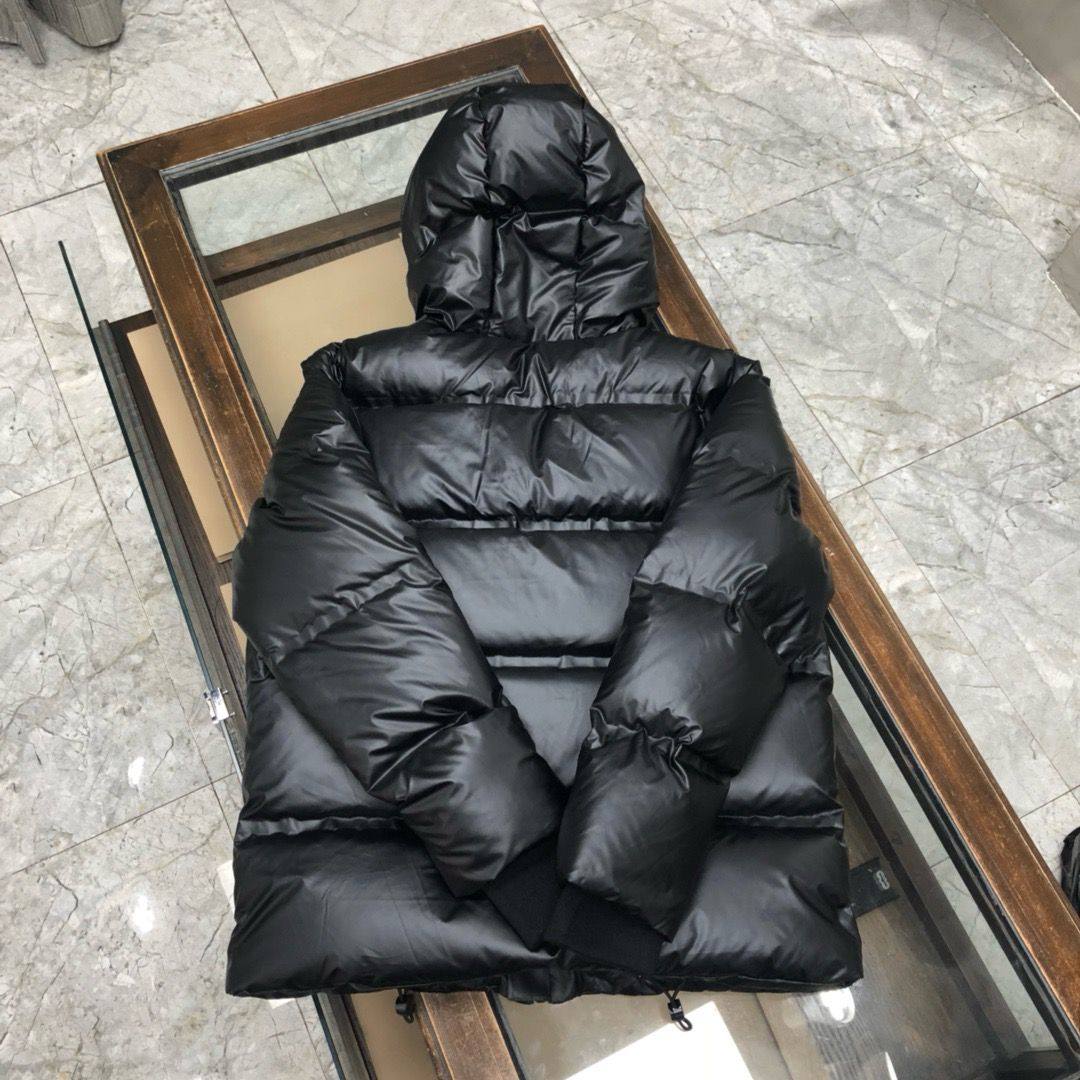 1:1 Version new redmark down jacket