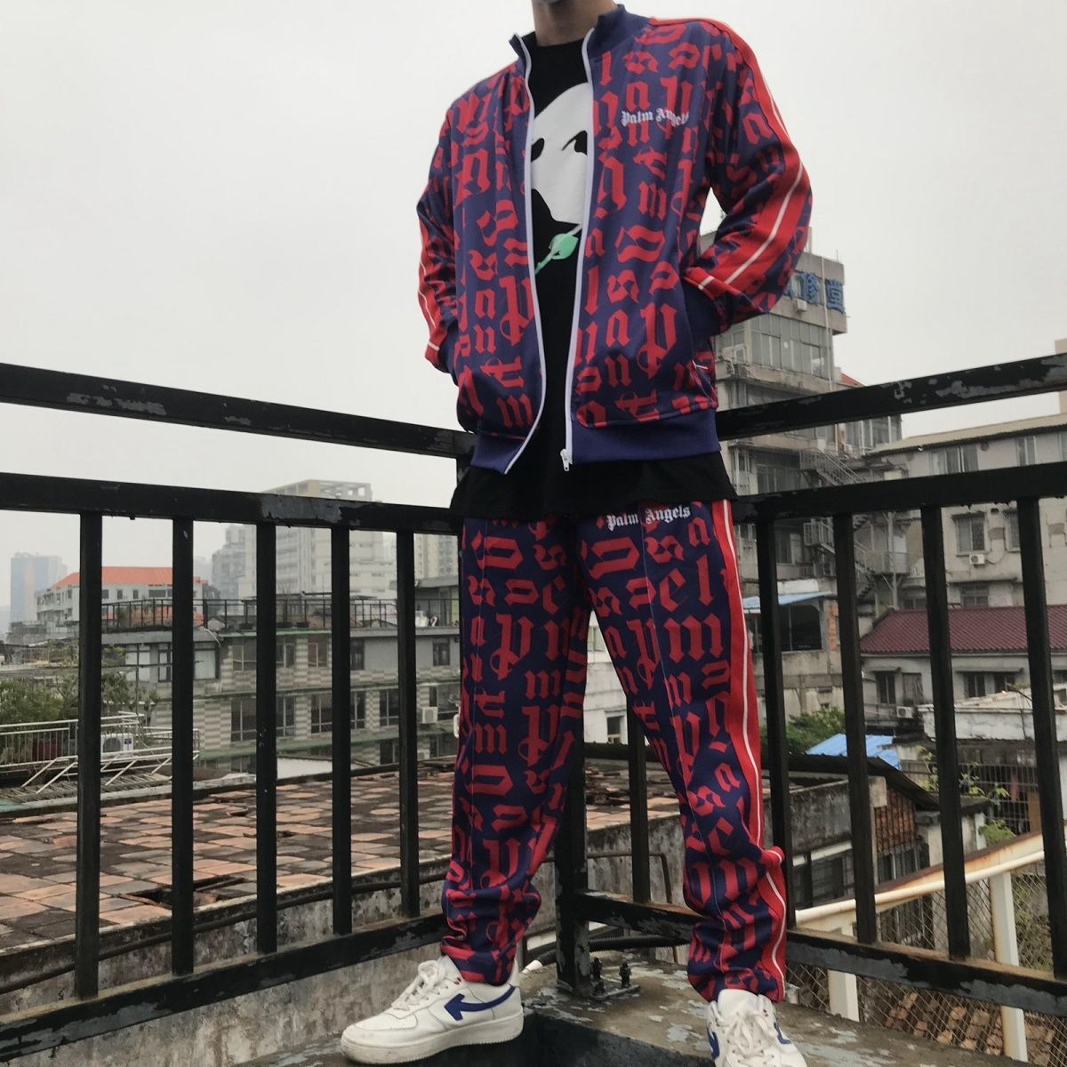 New arrival full logo letter printing tracksuit