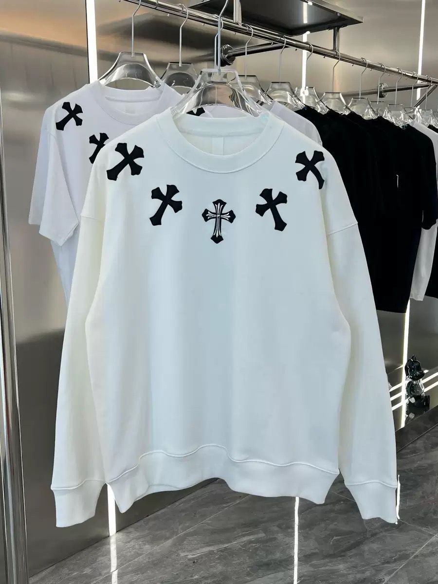 1:1 Version new arrival basic style with metal logo crewneck
