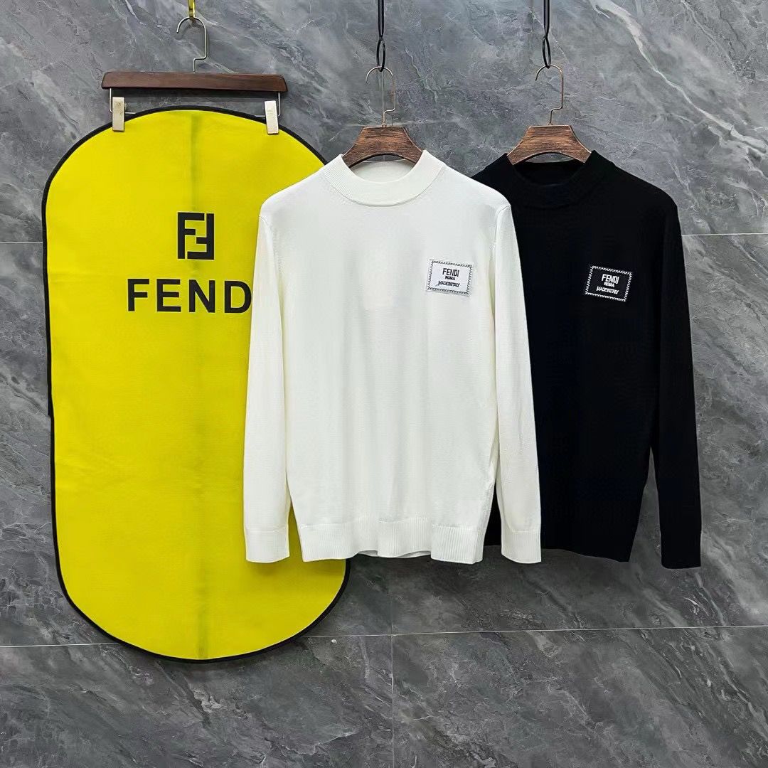 1:1 version new classic embroidery half crewneck sweater