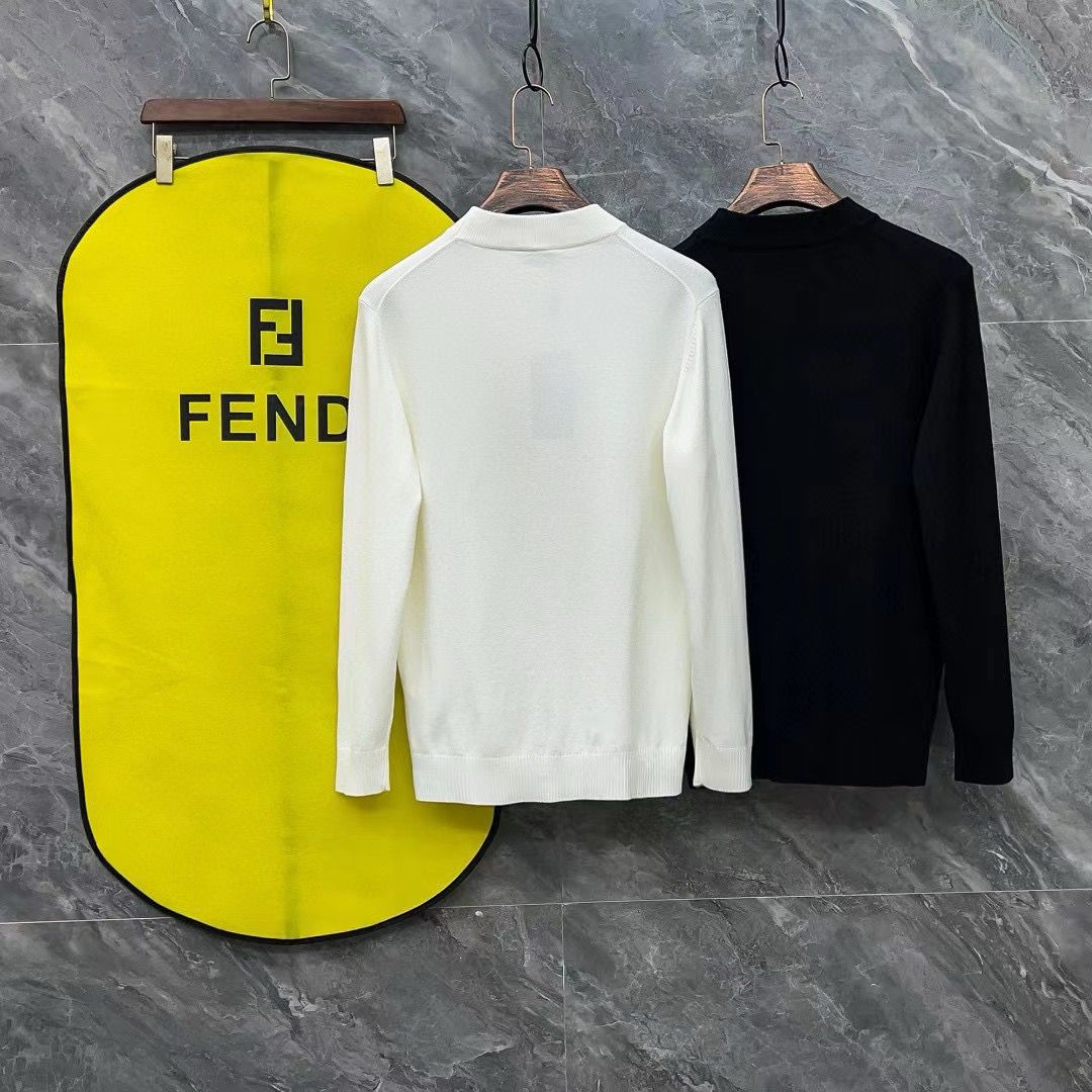1:1 version new classic embroidery half crewneck sweater