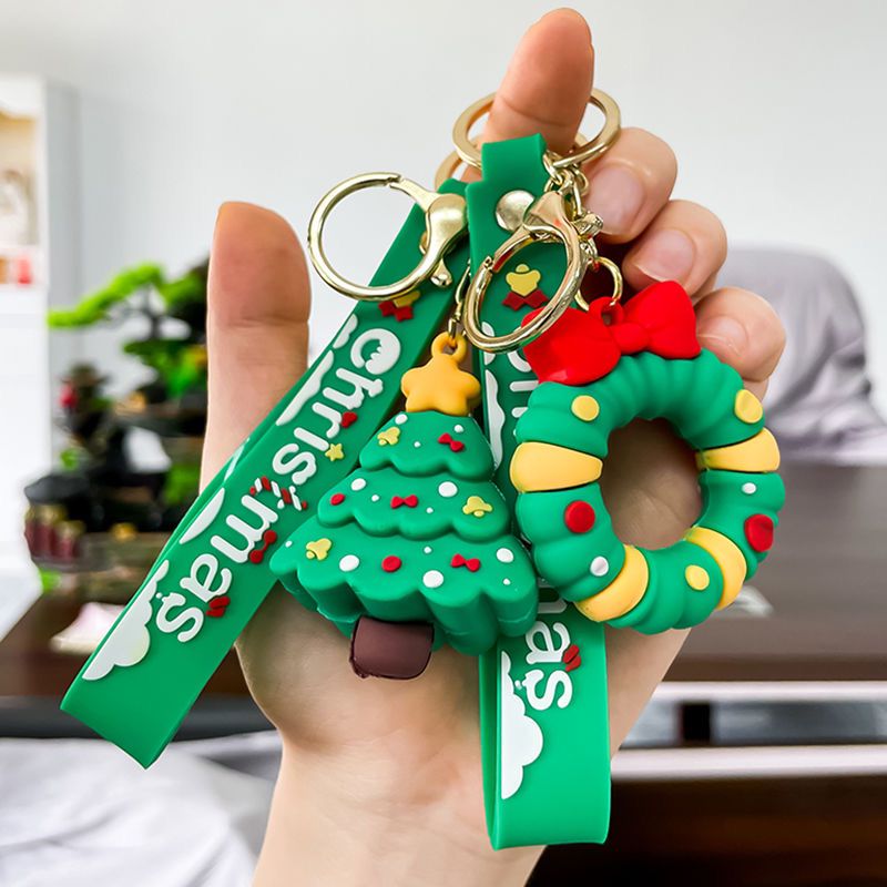 Christmas free gift random cute keychain pendent