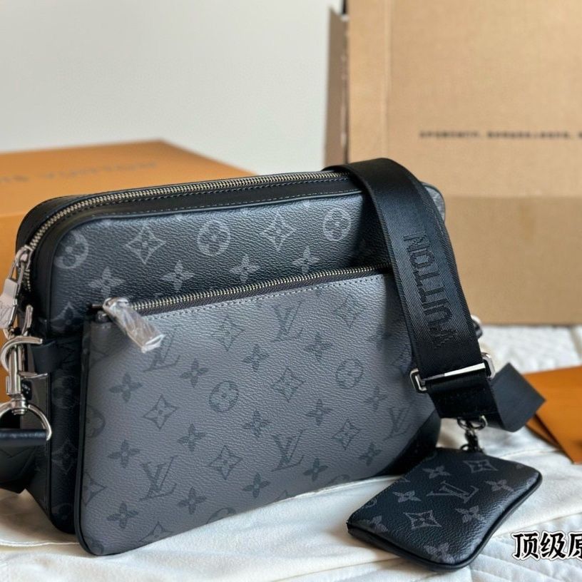 New arrival triad darth vader single shoulder black men's bag