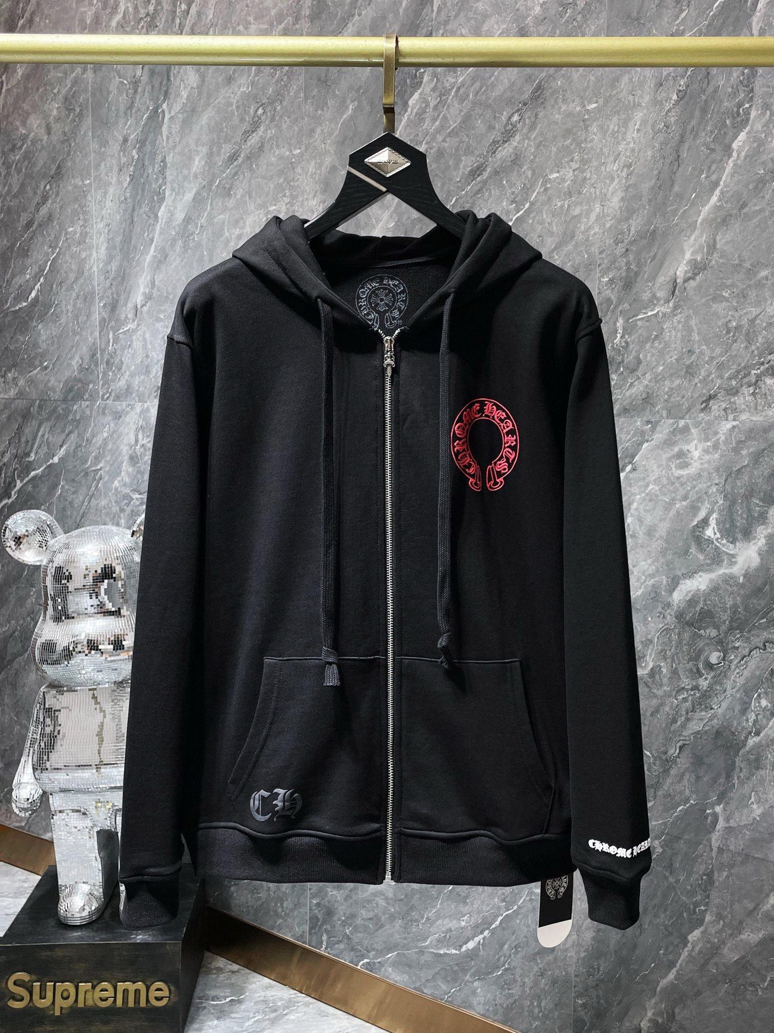New arrival black with red print zipper hoodie