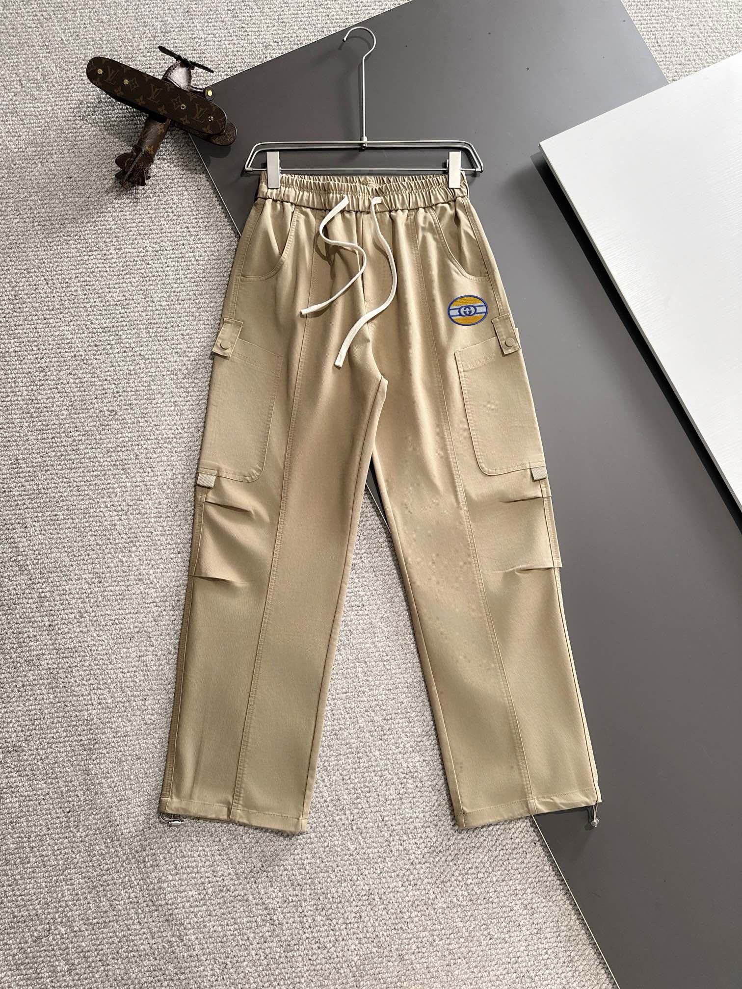 1:1 Version 2024 autumn/winter new elastic casual pant