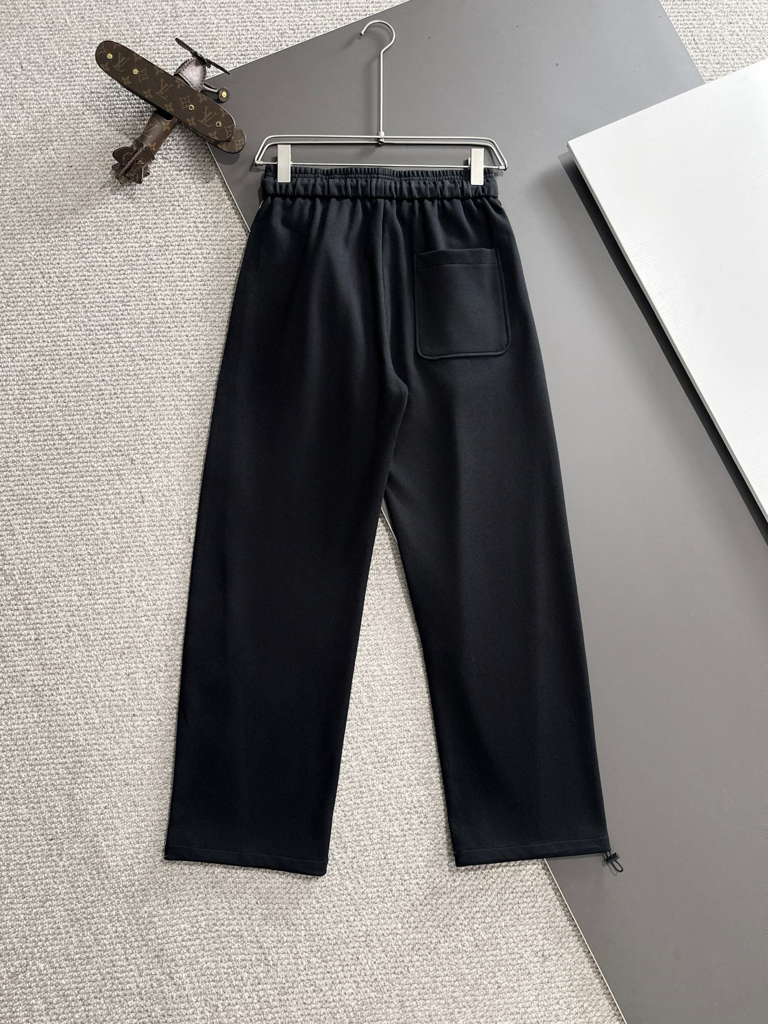 1:1 Version latest style black with green logo pant