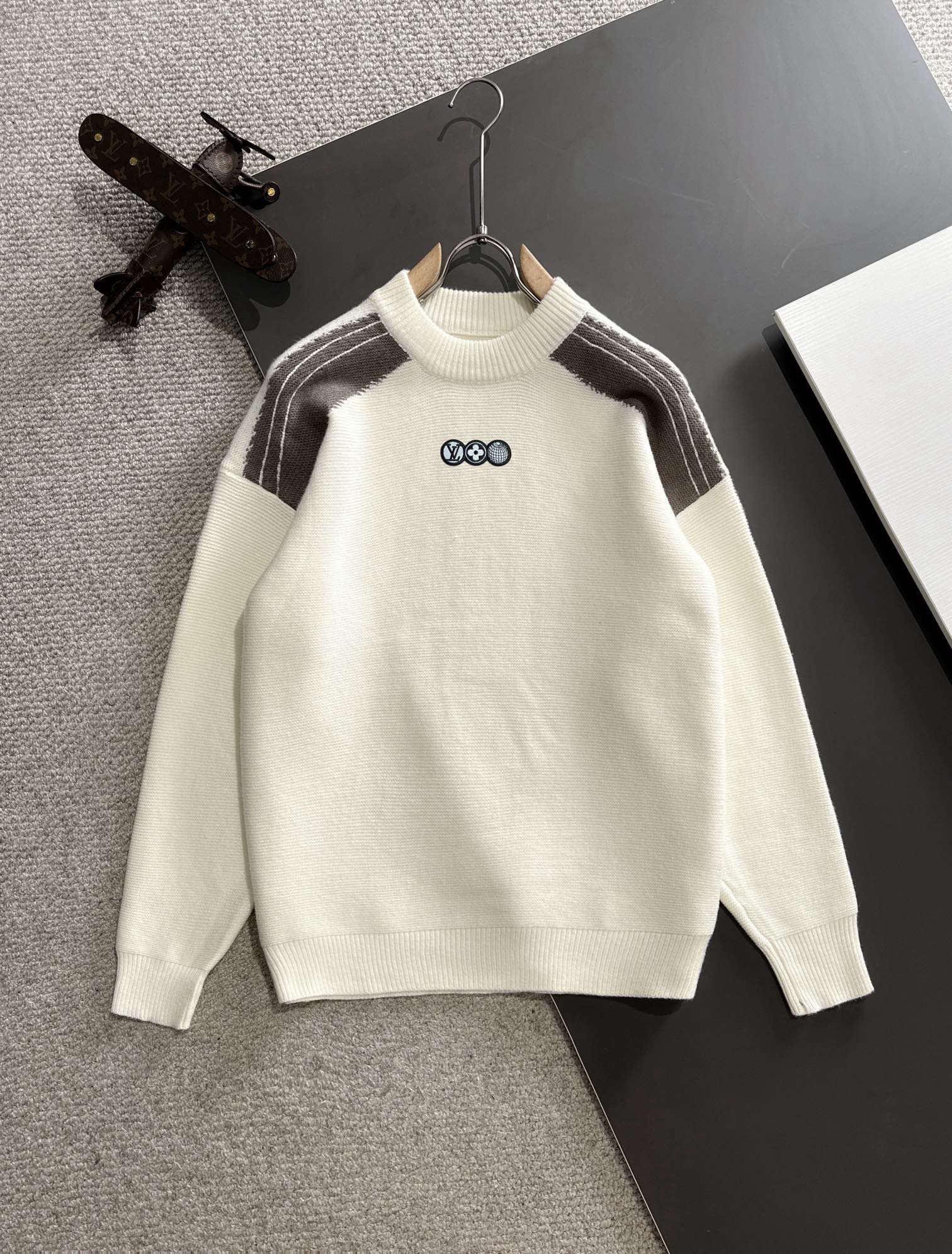 1:1 Version new arrival wool blend sweater