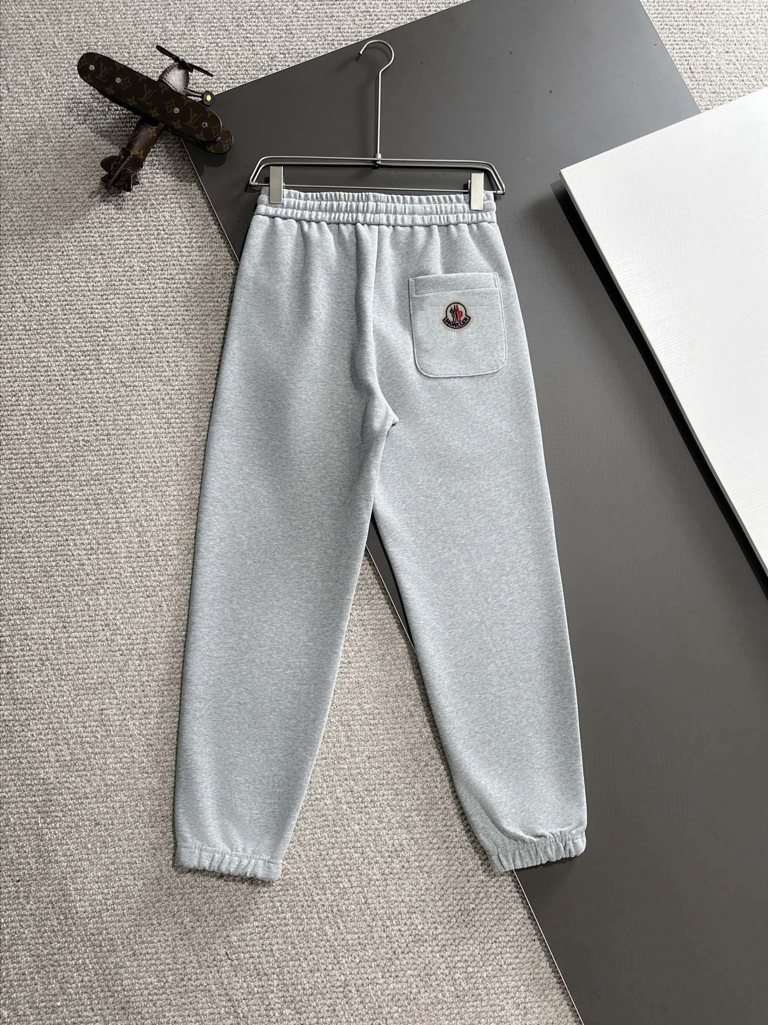 1:1 quality new grey pant