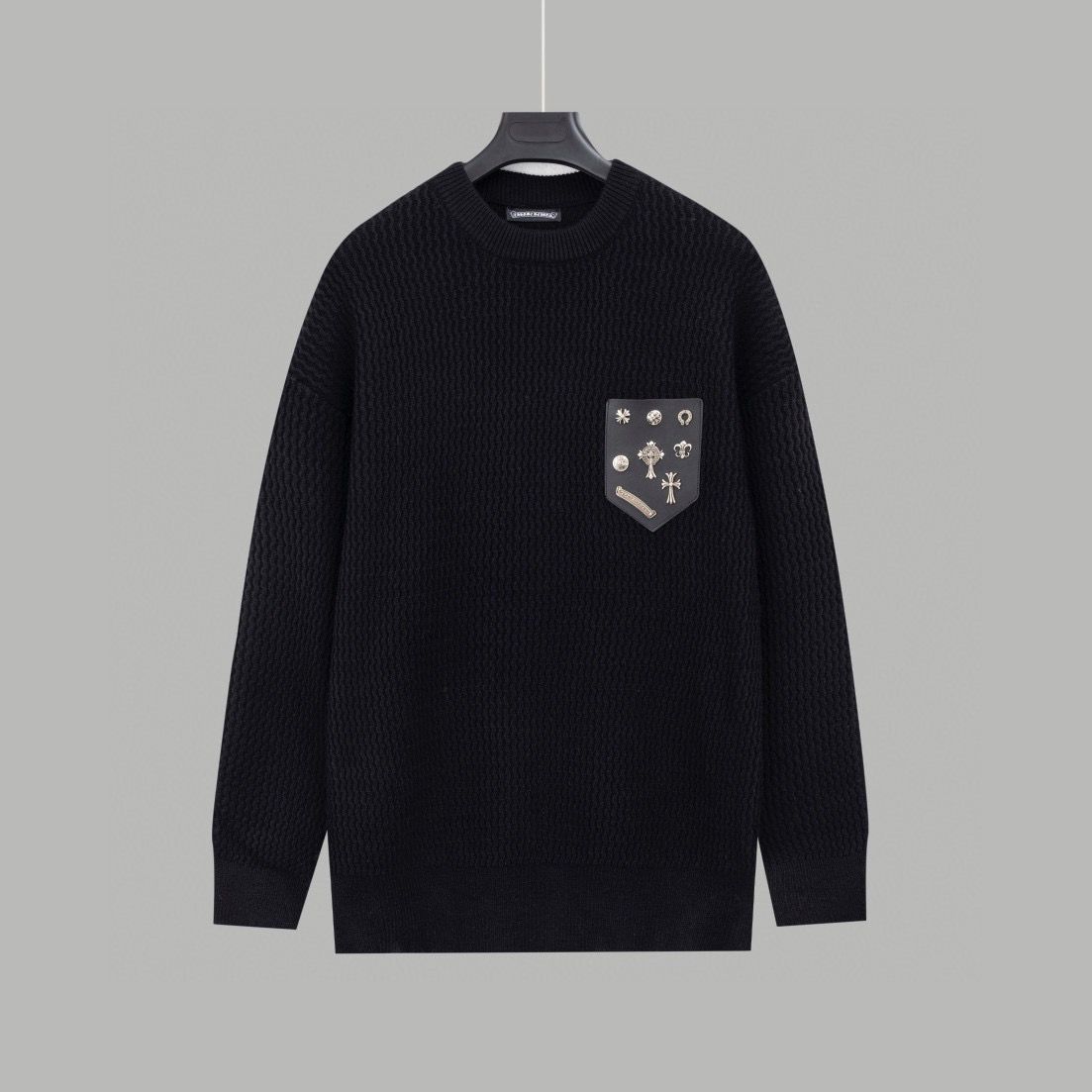 1:1 quality new design metal logo cross sweater