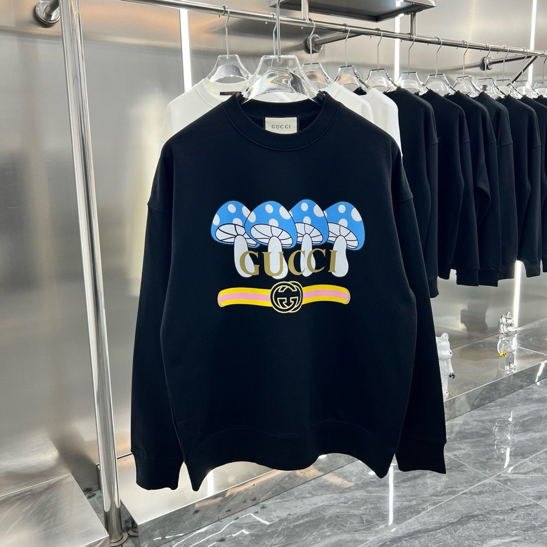 New mushroom print crewneck