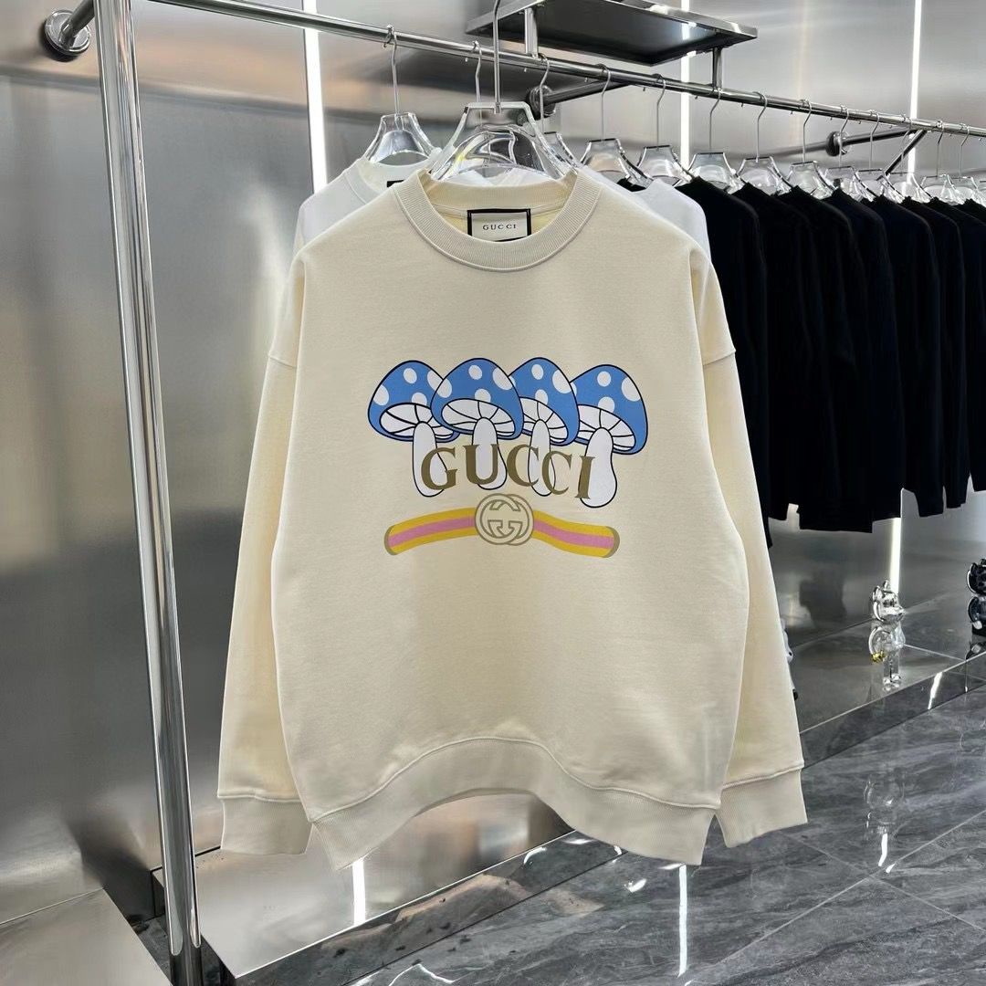 New mushroom print crewneck