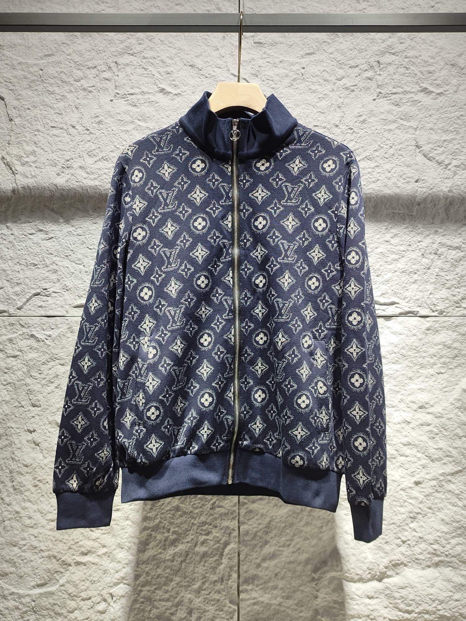 1:1 Version new arrival full logo tracksuit