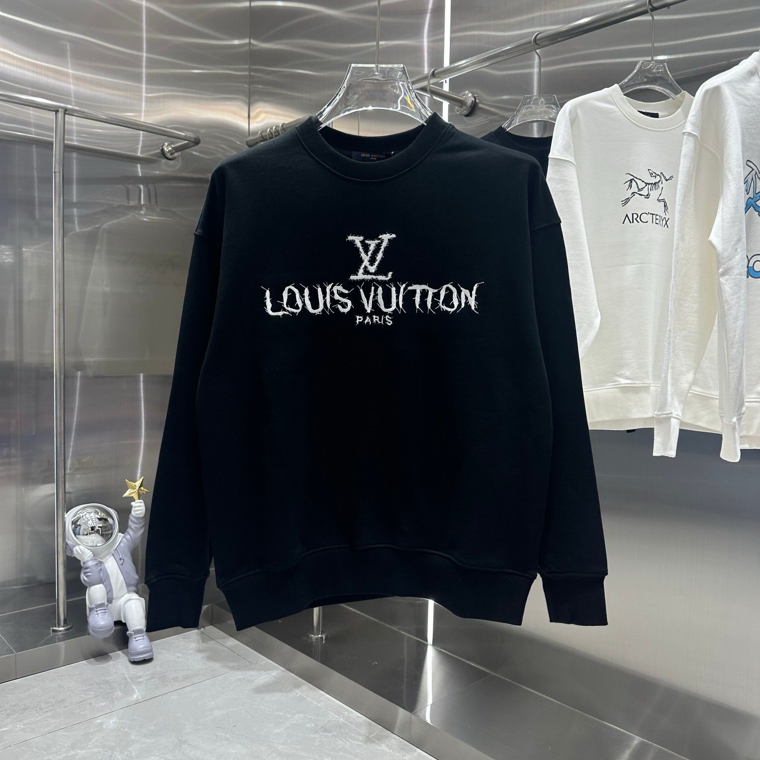 New arrival embroidery logo crewneck