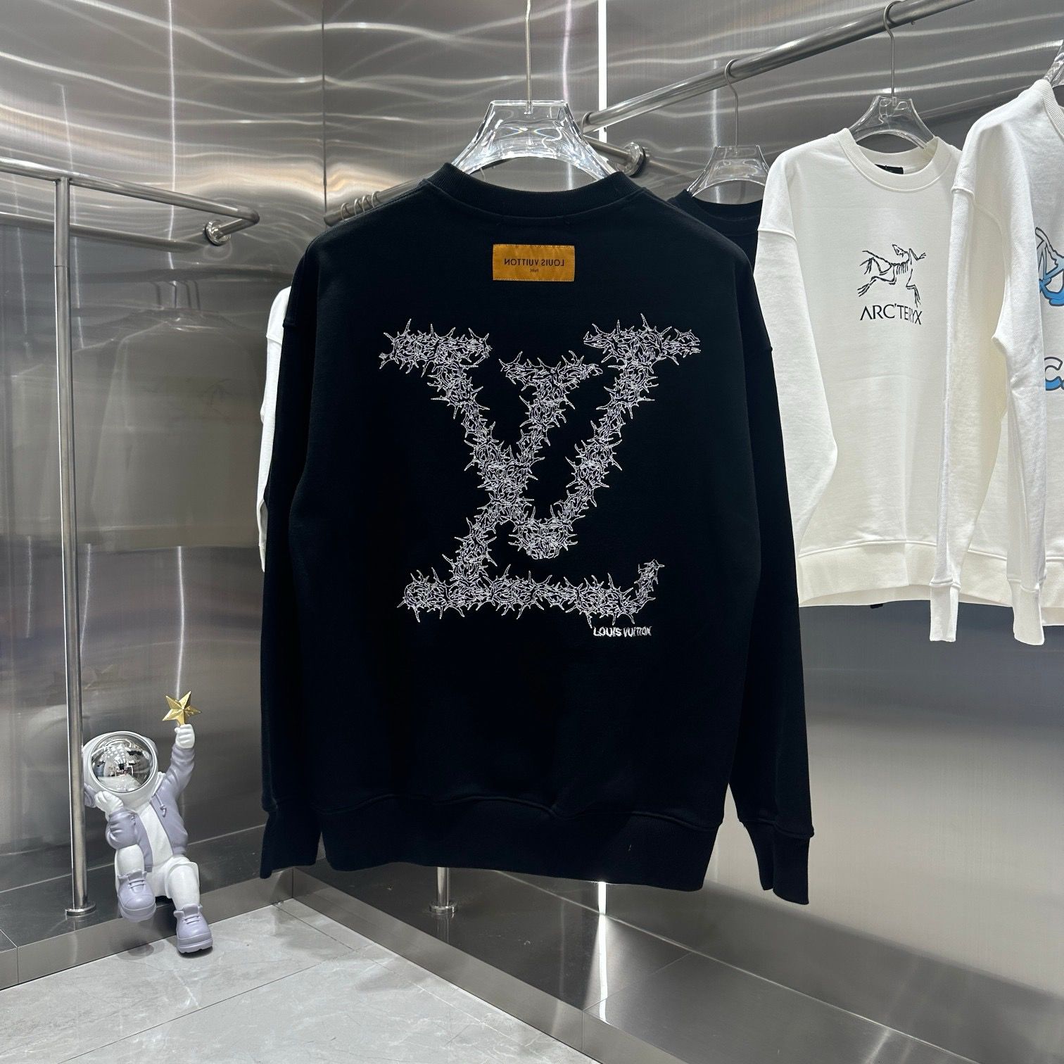New arrival embroidery logo crewneck