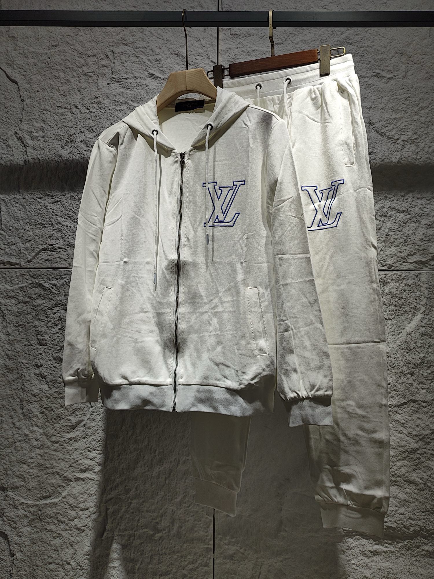 1:1 Version new arrival simple tracksuit