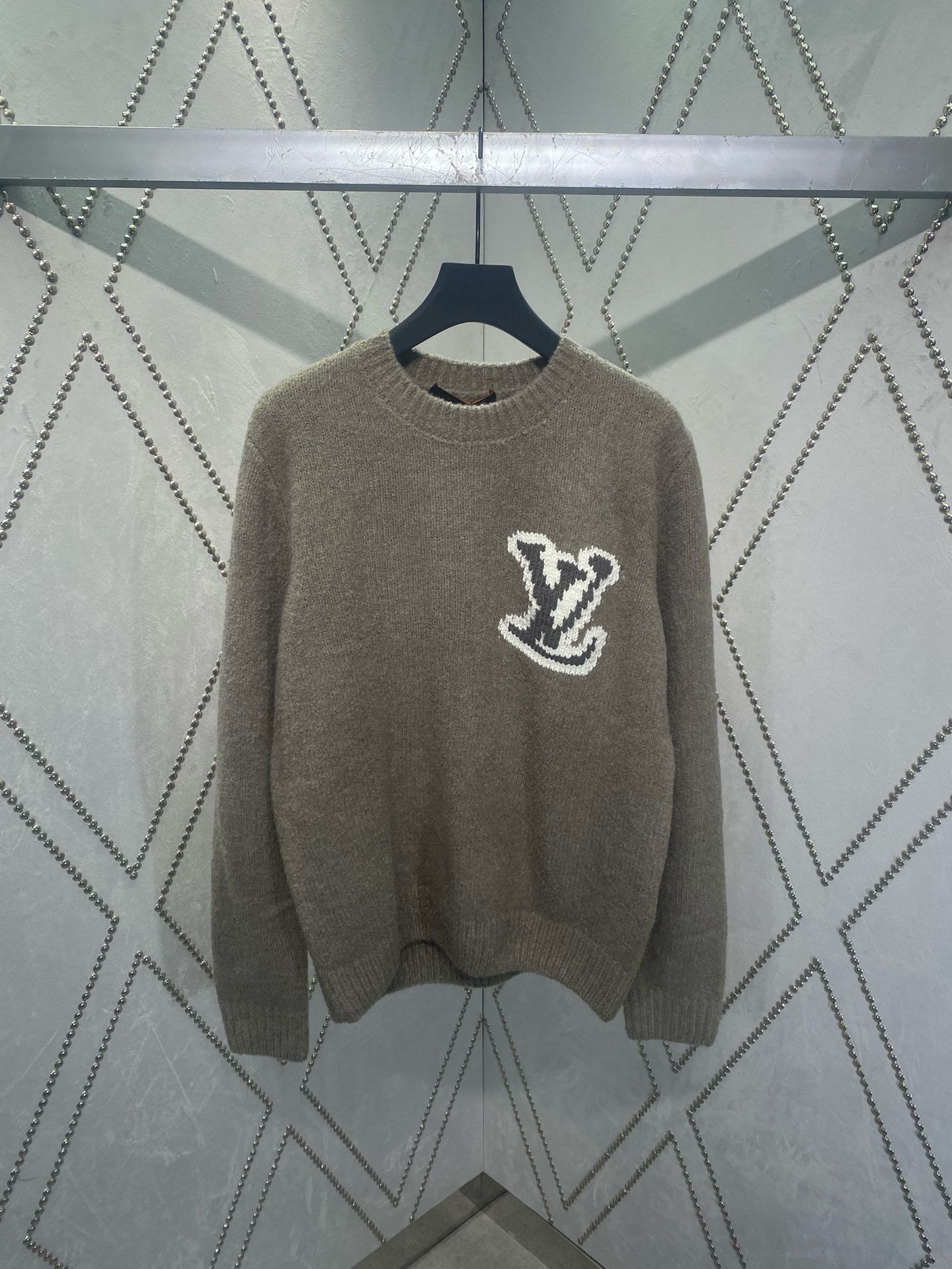 1:1 version new arrival brown sweater