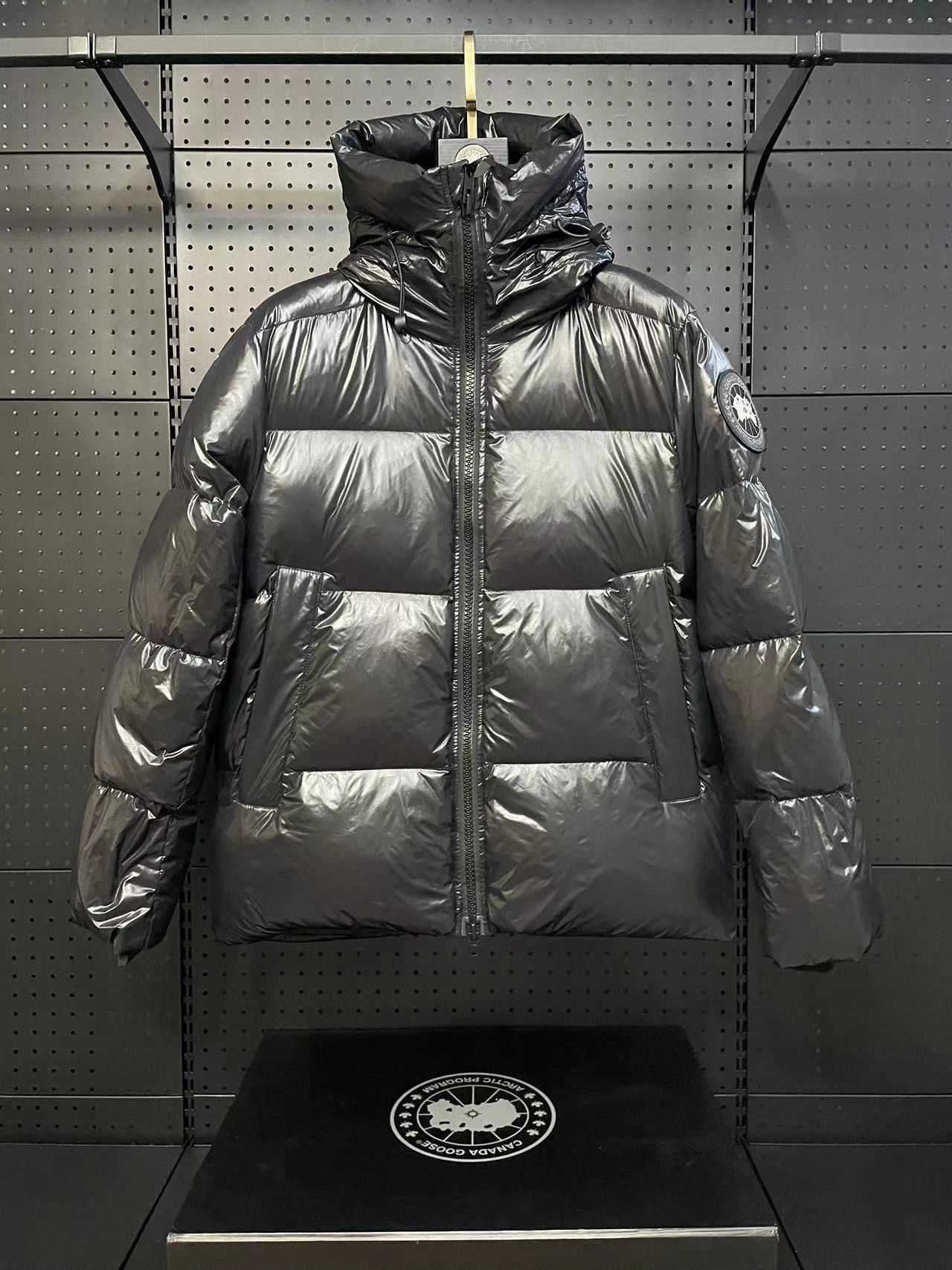 1:1 Top puff shiny black down jacket