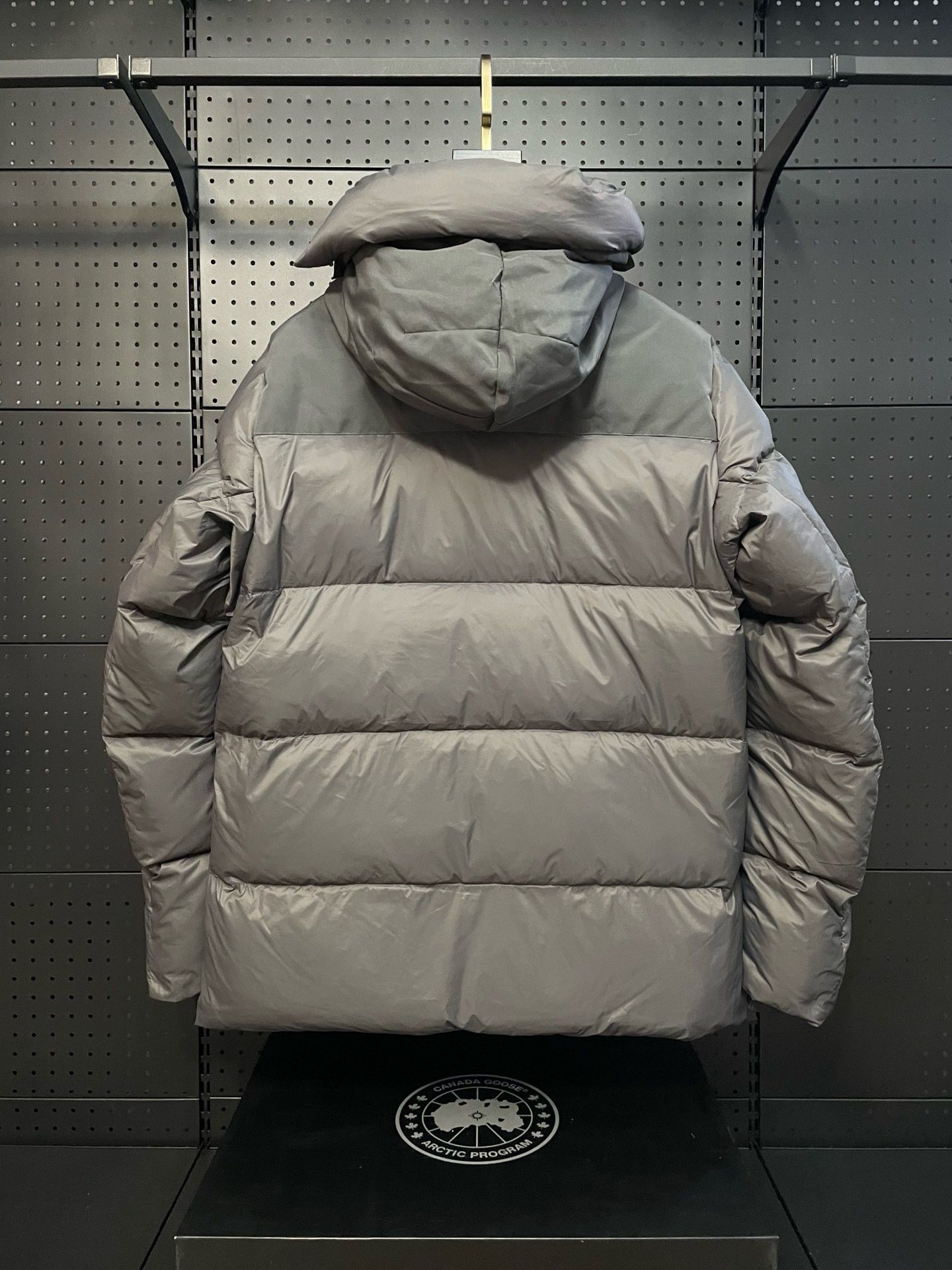 1:1 Top white Label environmental Expedition grey down jacket