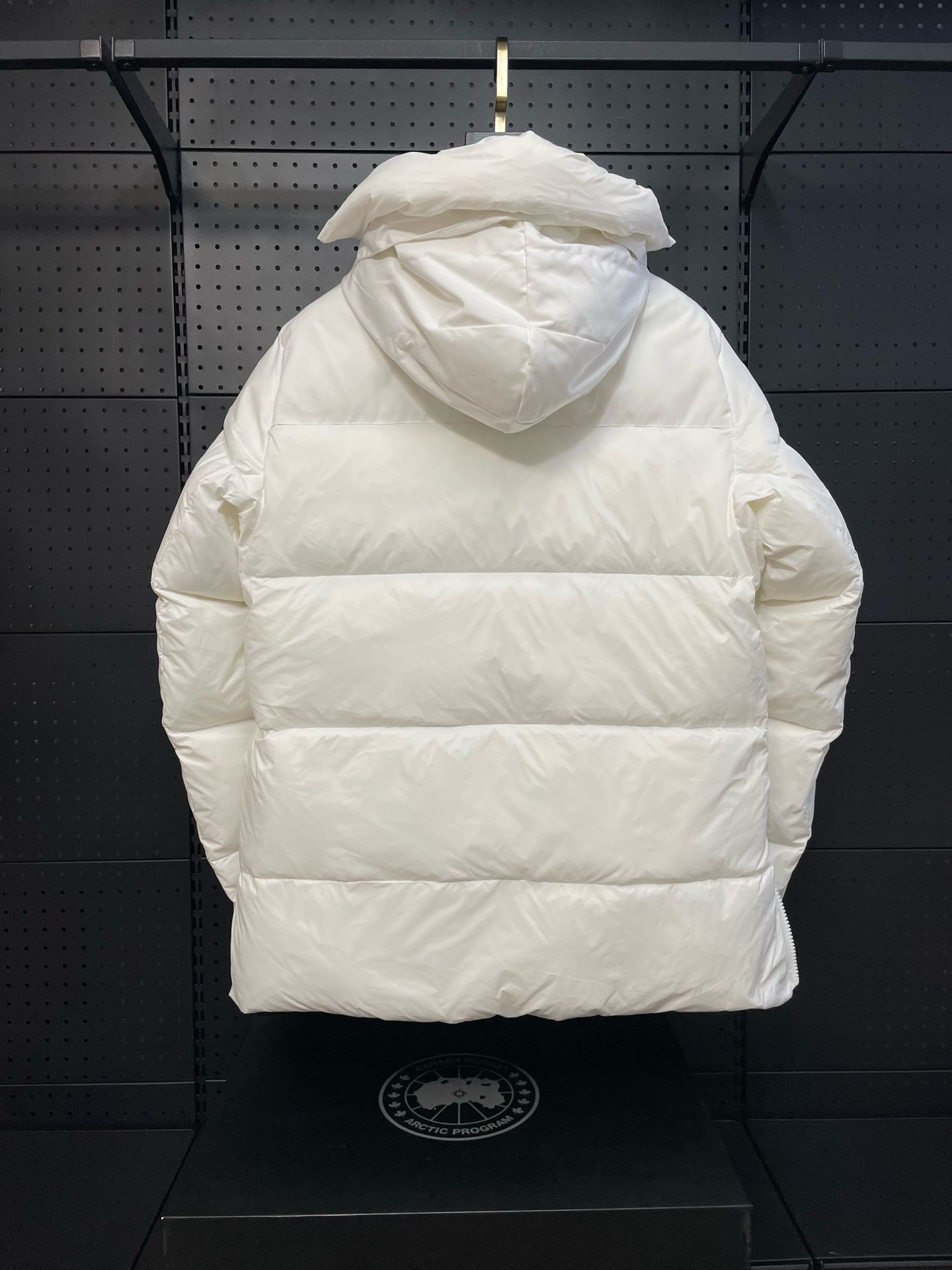 1:1 Top White Label environmental Expedition white down jacket