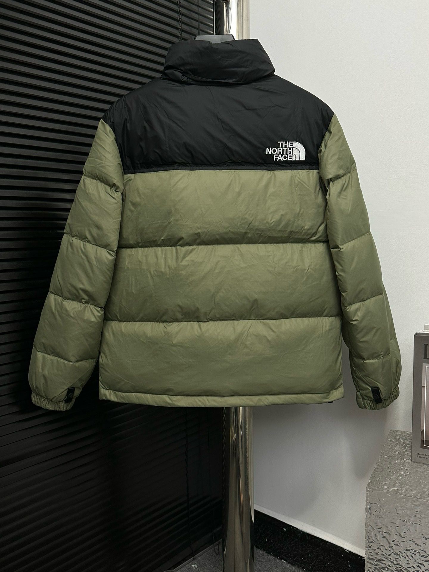 1:1 New olive green with NFC down jacket