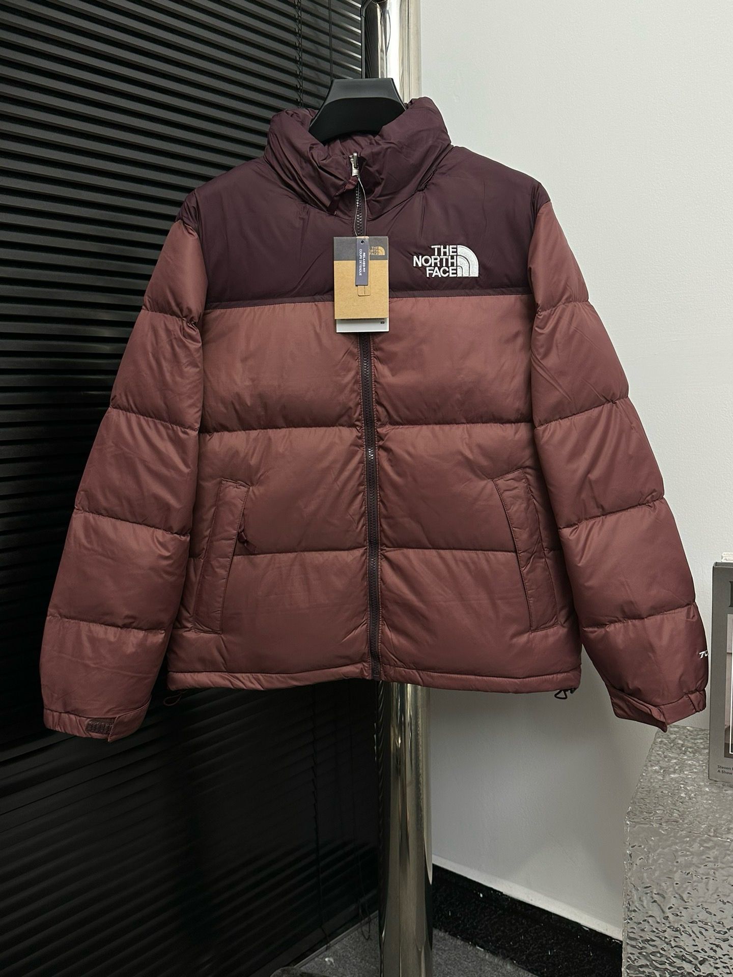 1:1 New with NFC version wine down jacket