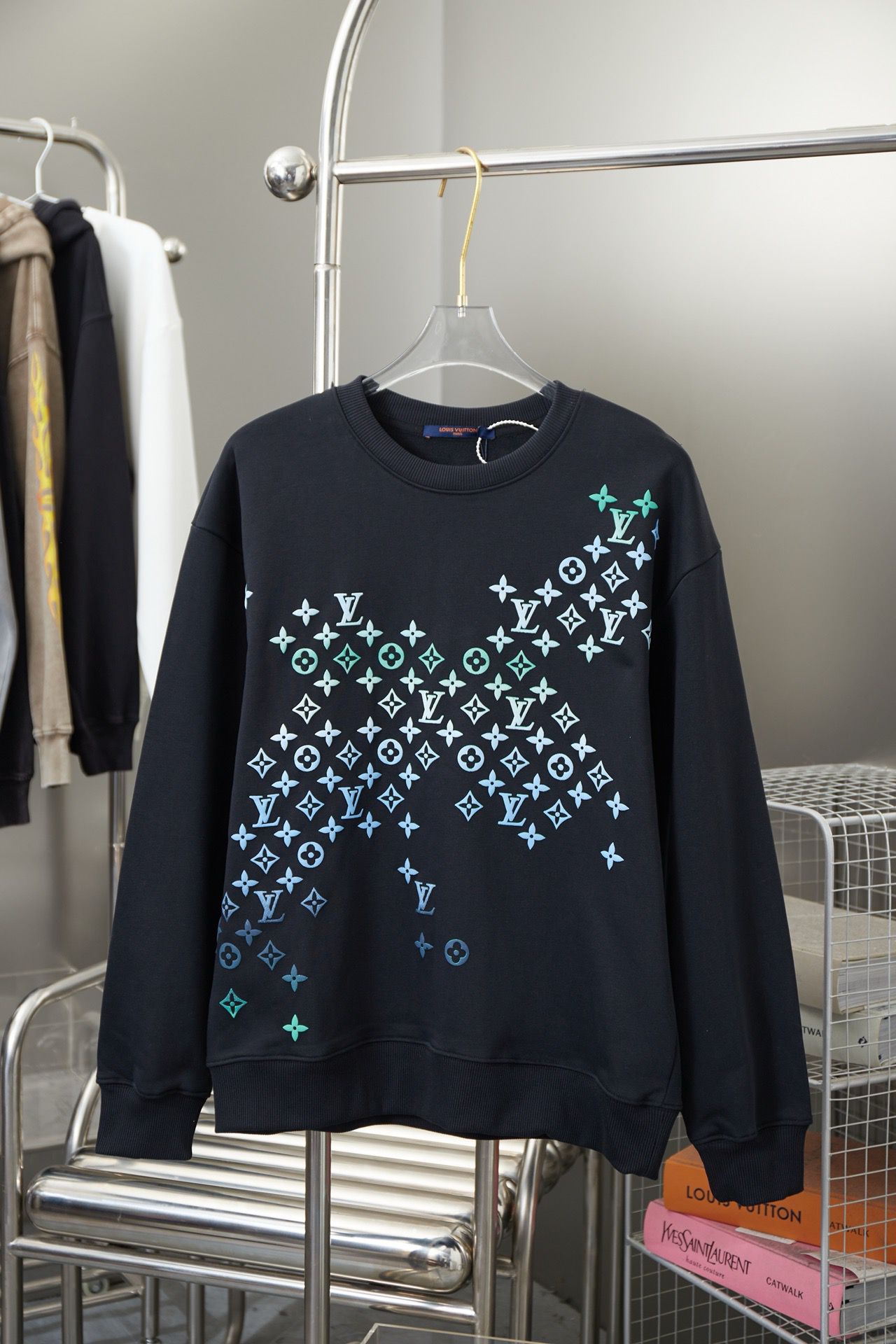 New arrival full logo crewneck