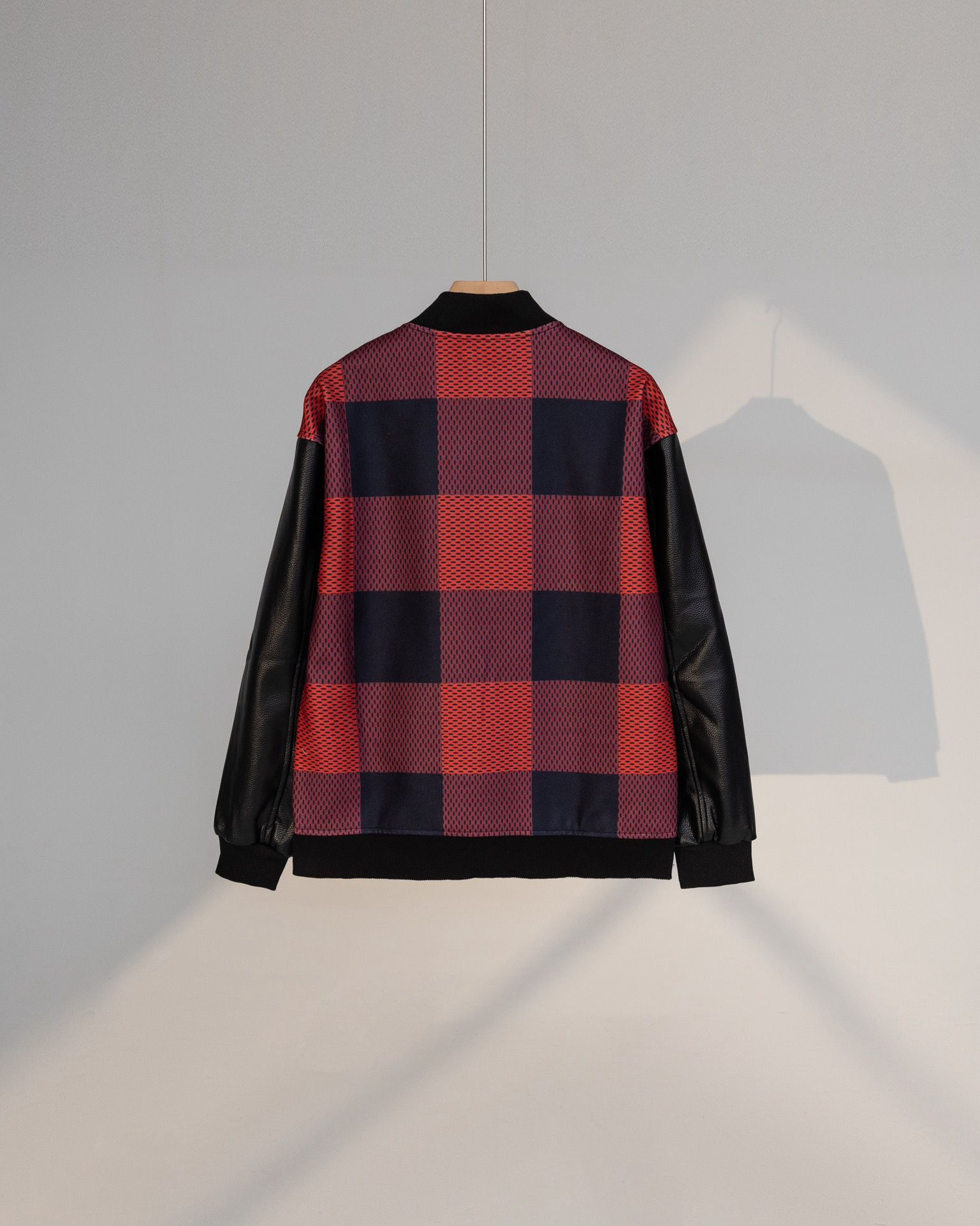 1:1 New arrival red black jacket