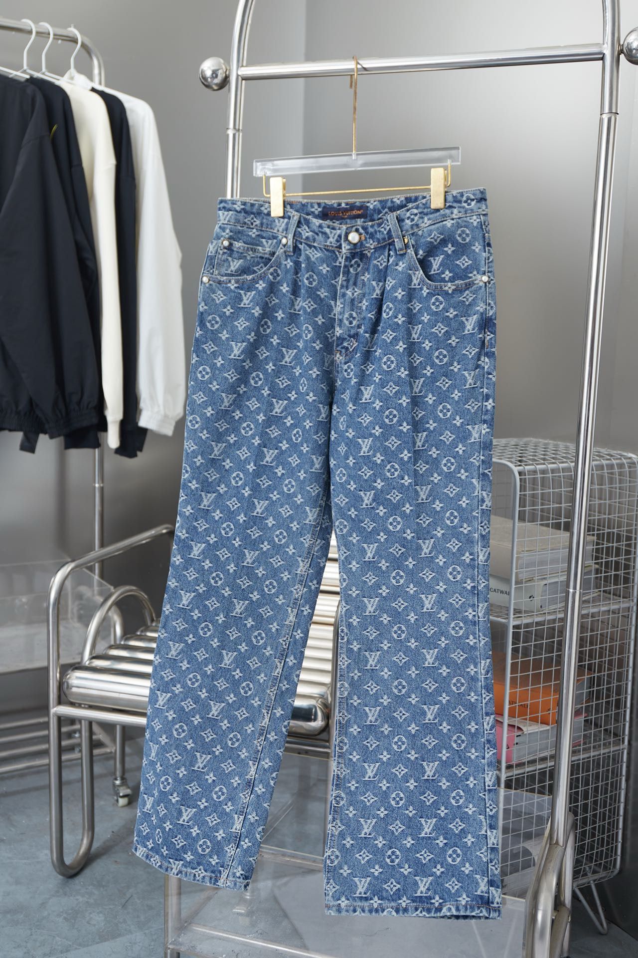 1:1 new full logo print jeans
