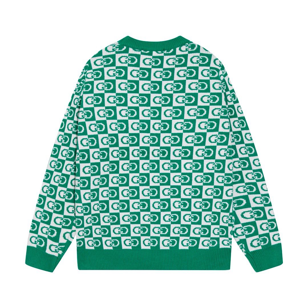 1:1 New green sweater