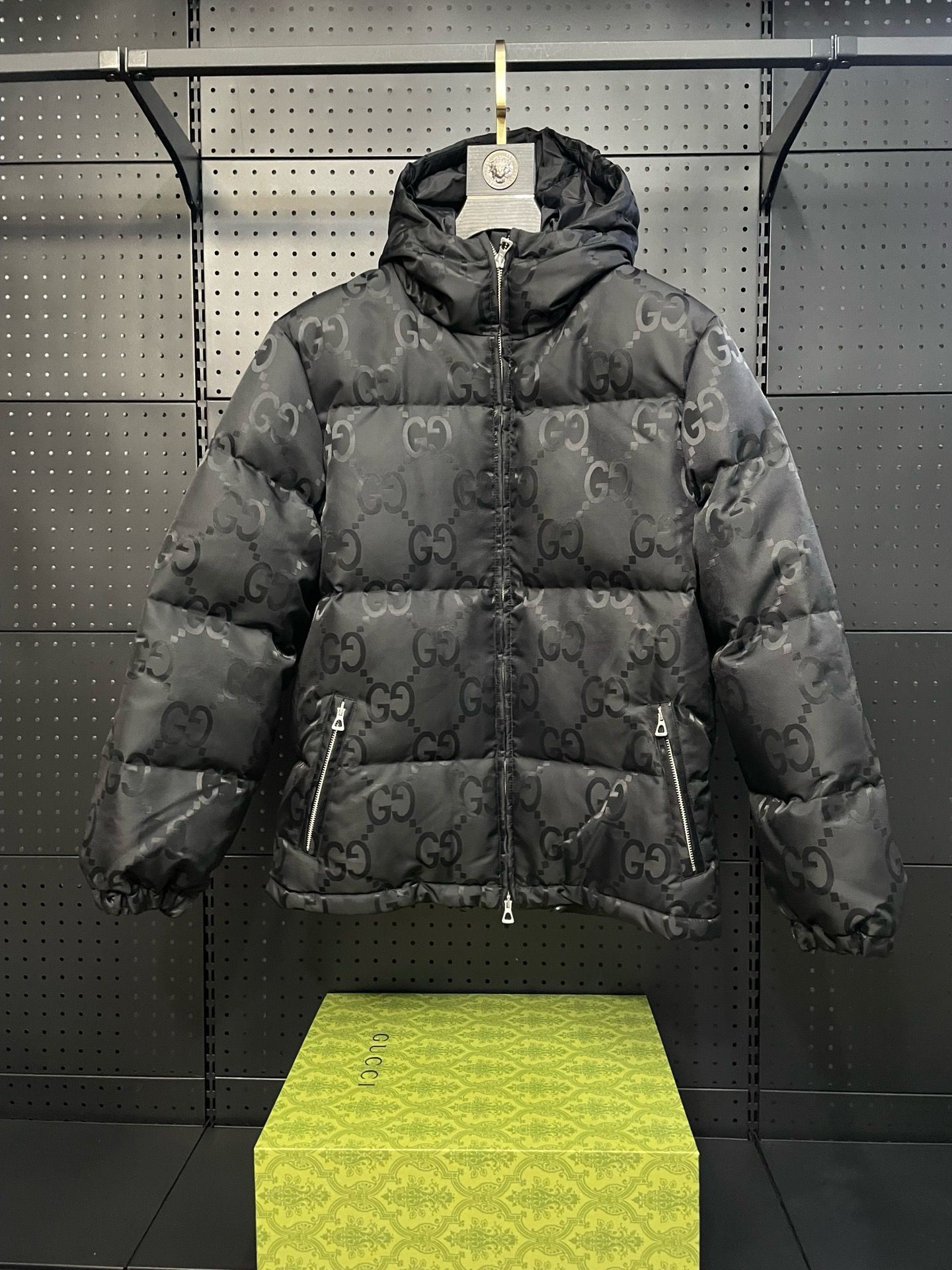1:1 New full logo down jacket