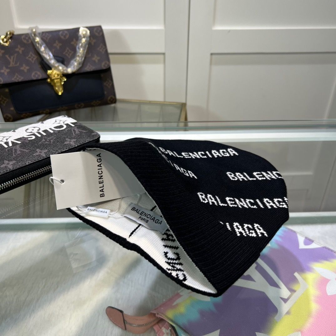 1:1 new full logo print beanie