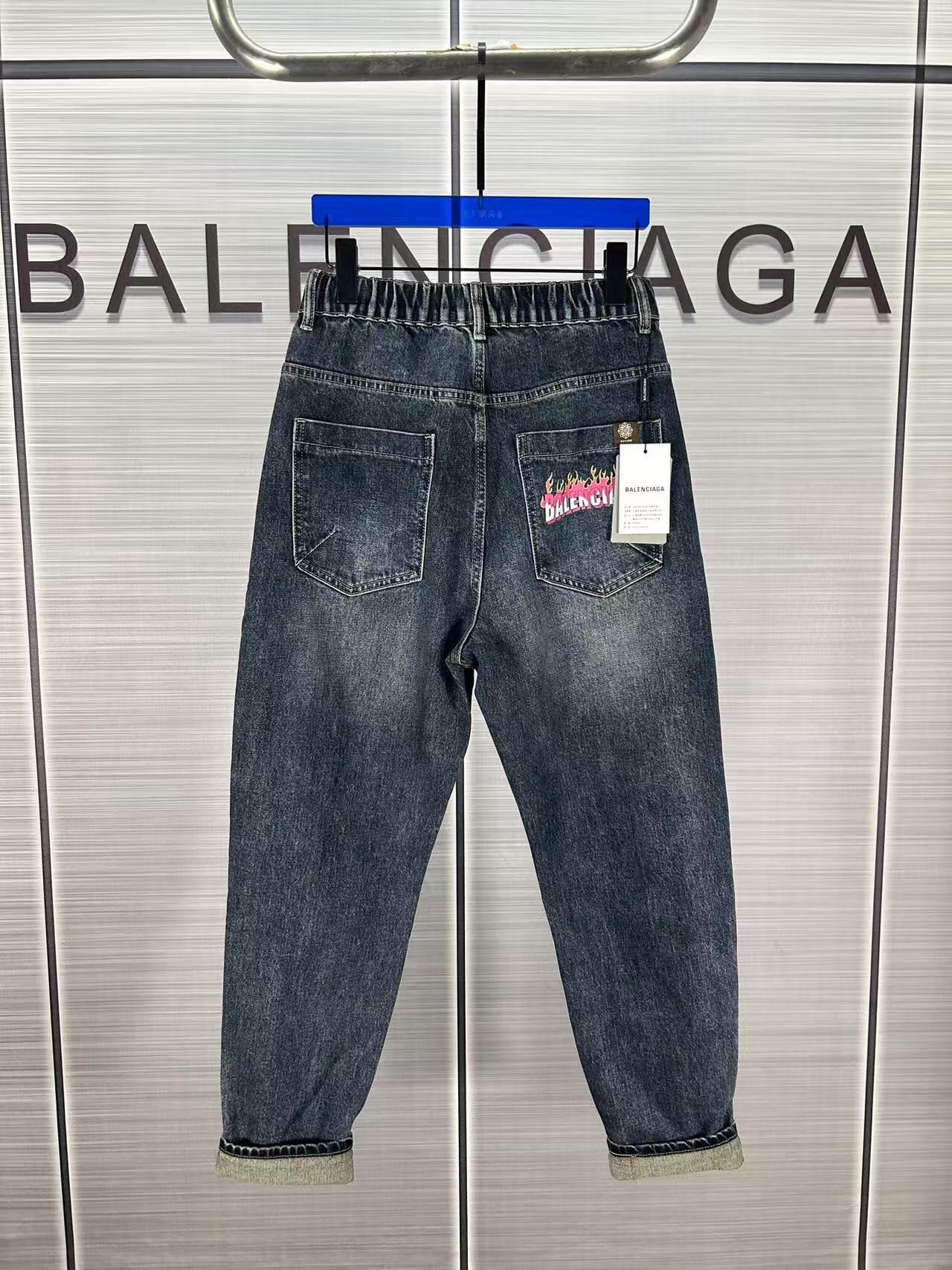 1:1 New dark blue jeans