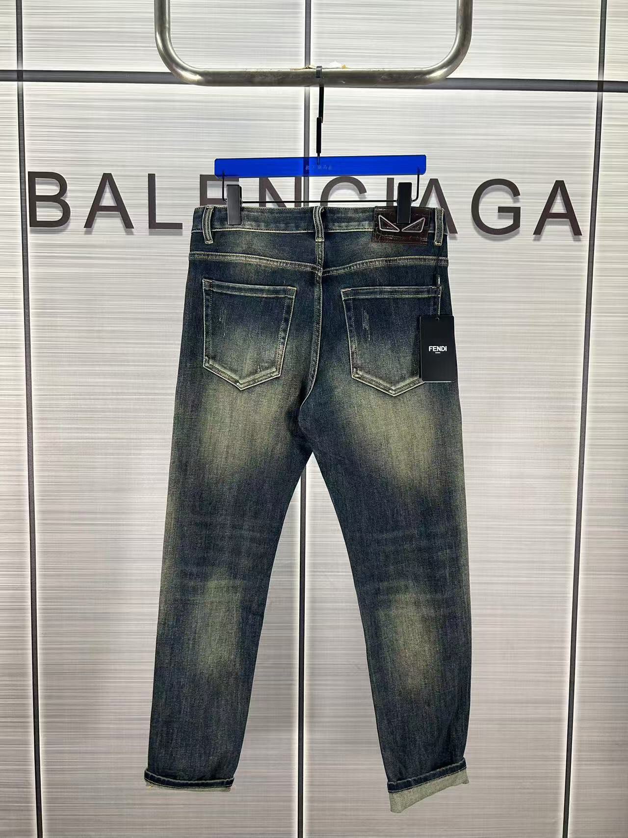 1:1 version new jeans