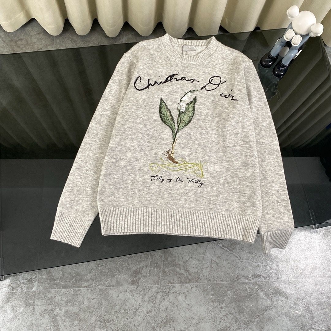 1:1 New grey sweater