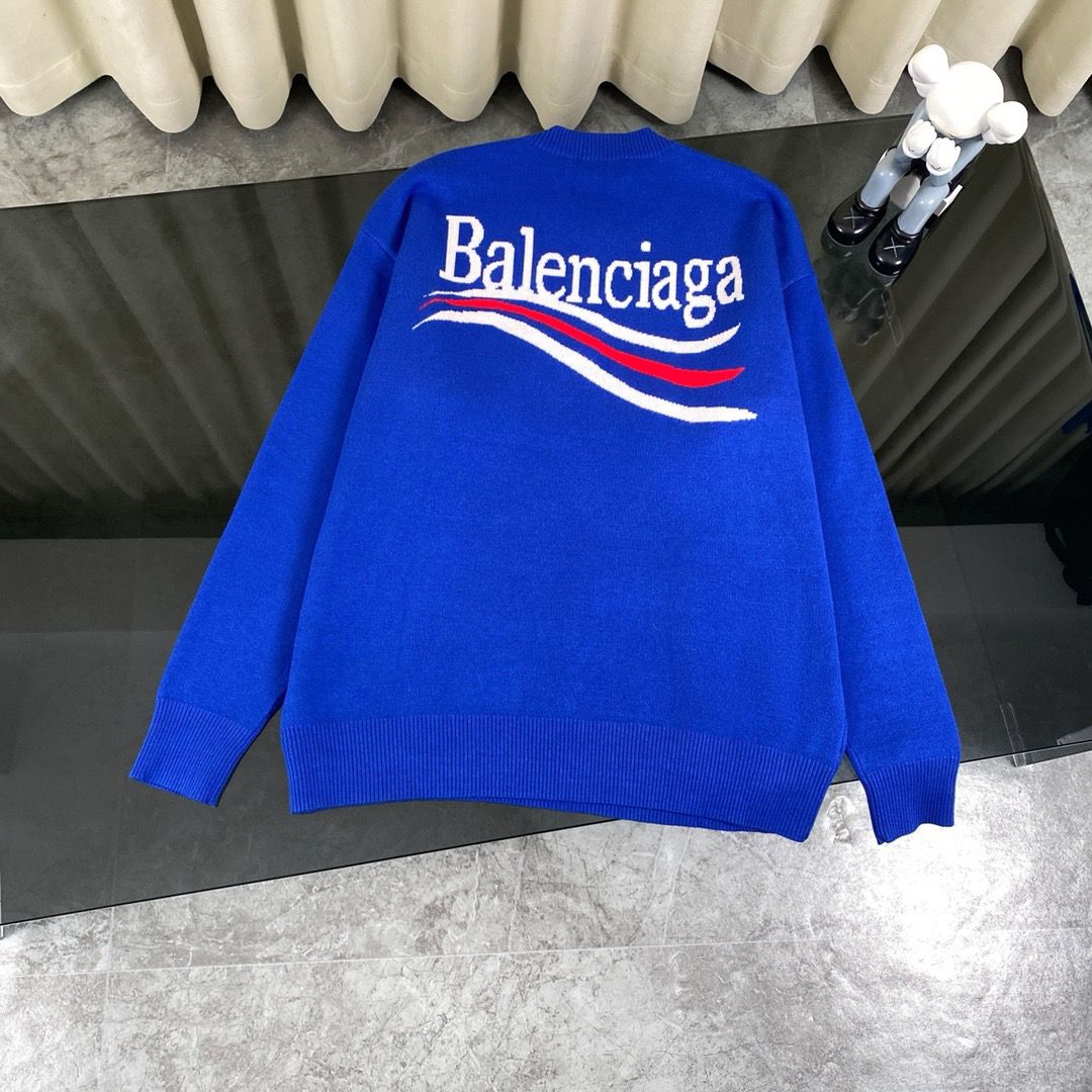 1:1 New blue sweater