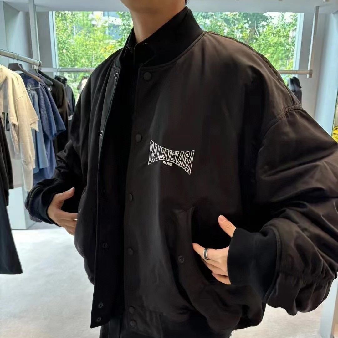 1:1 Nylon all black bomber jacket