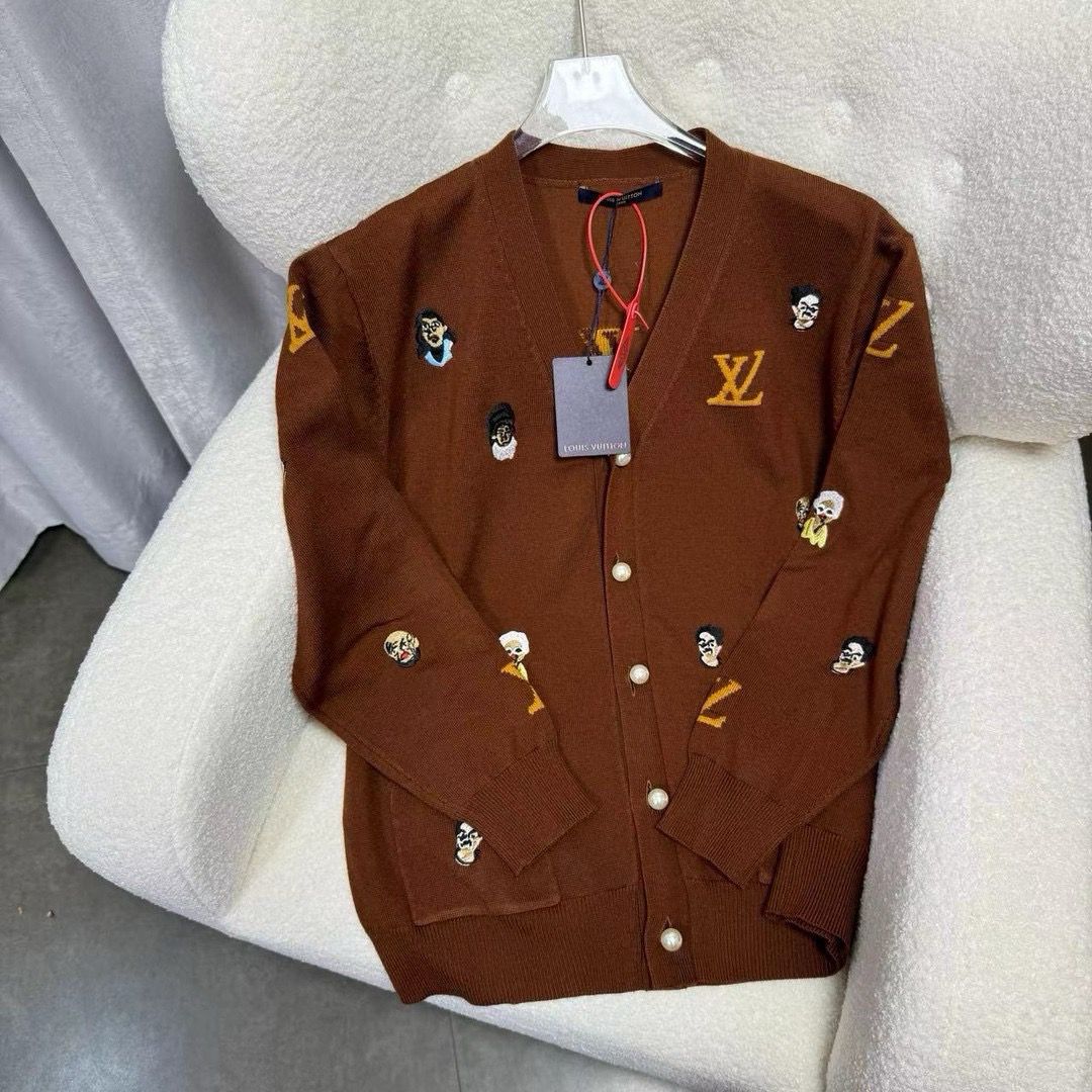 1:1 version brown sweater