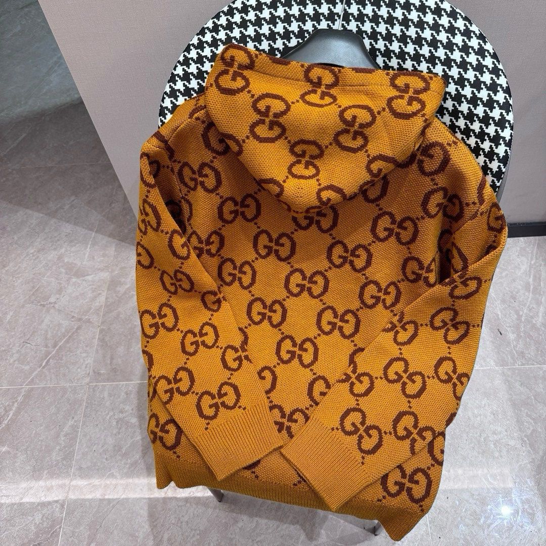 1:1 Version new full logo brown sweater