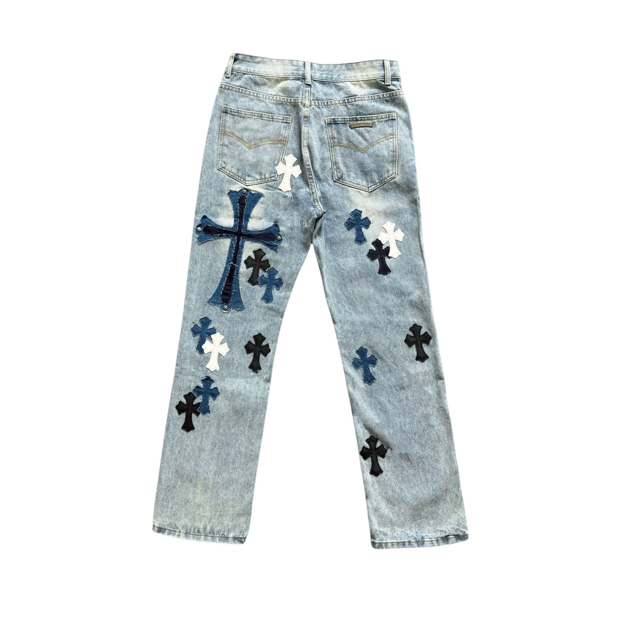 New cross leather logo jeans