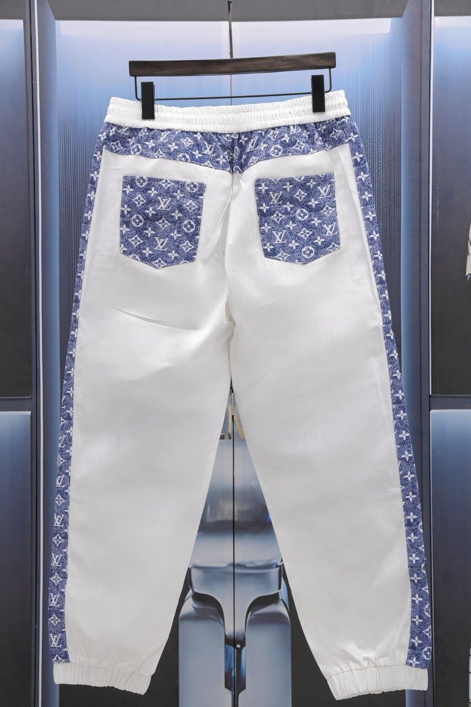 New splicing pant