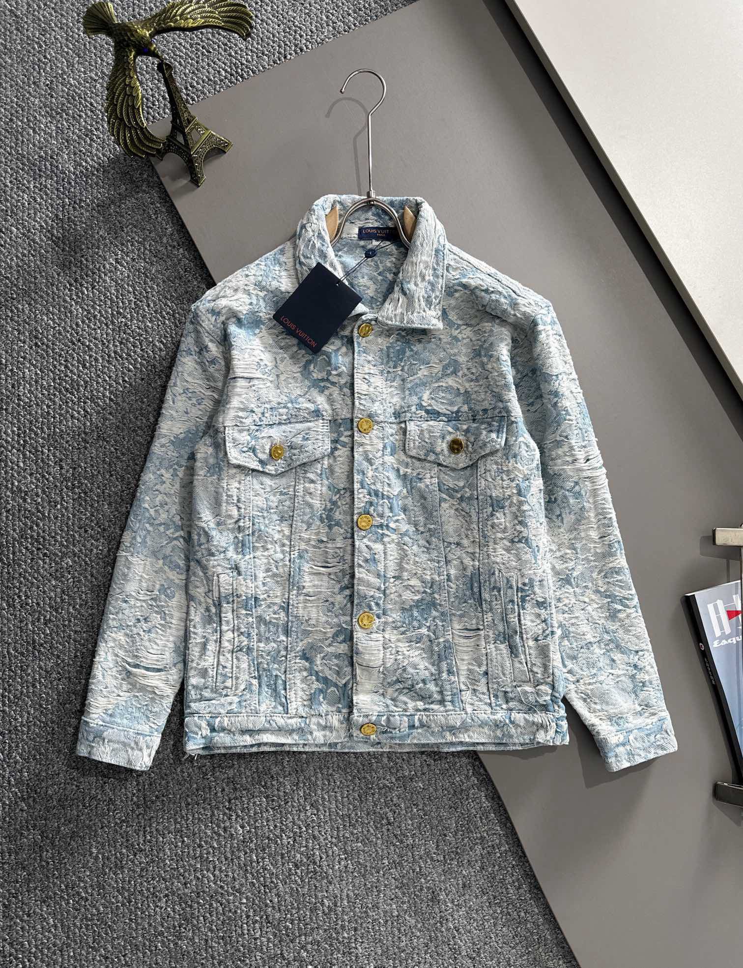 1:1 New arrival light blue denim jacket