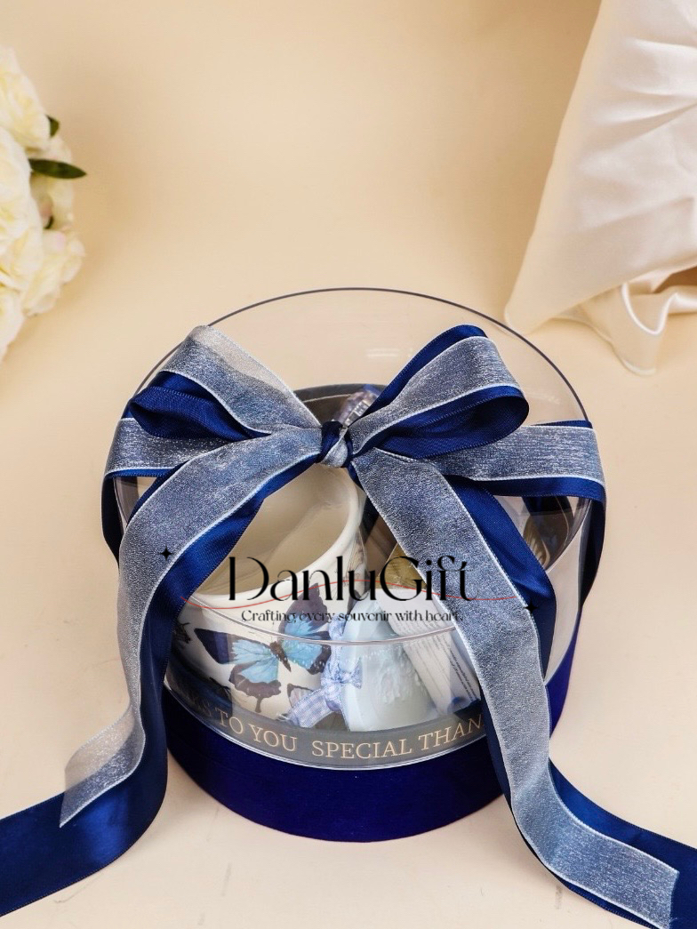 Blue set butterfly cups etc