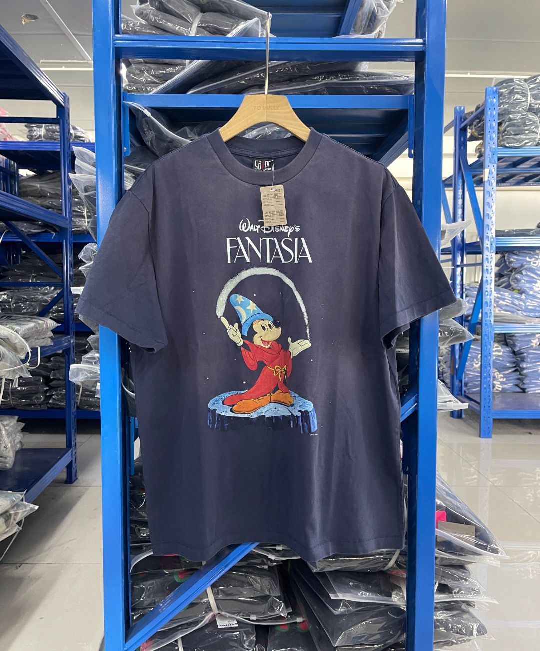 Washing navy blue tshirt